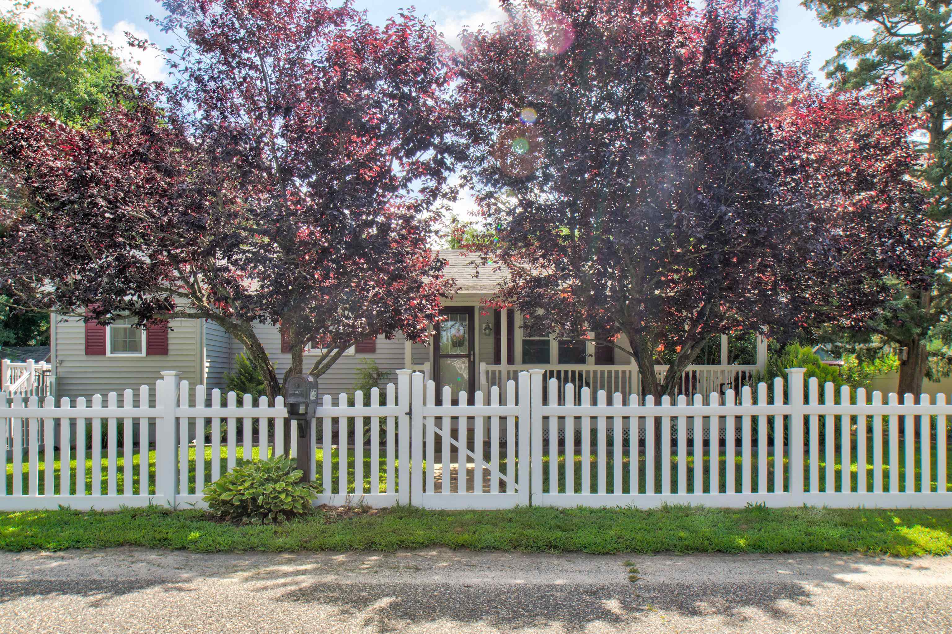1702 Woolson Road - Villas