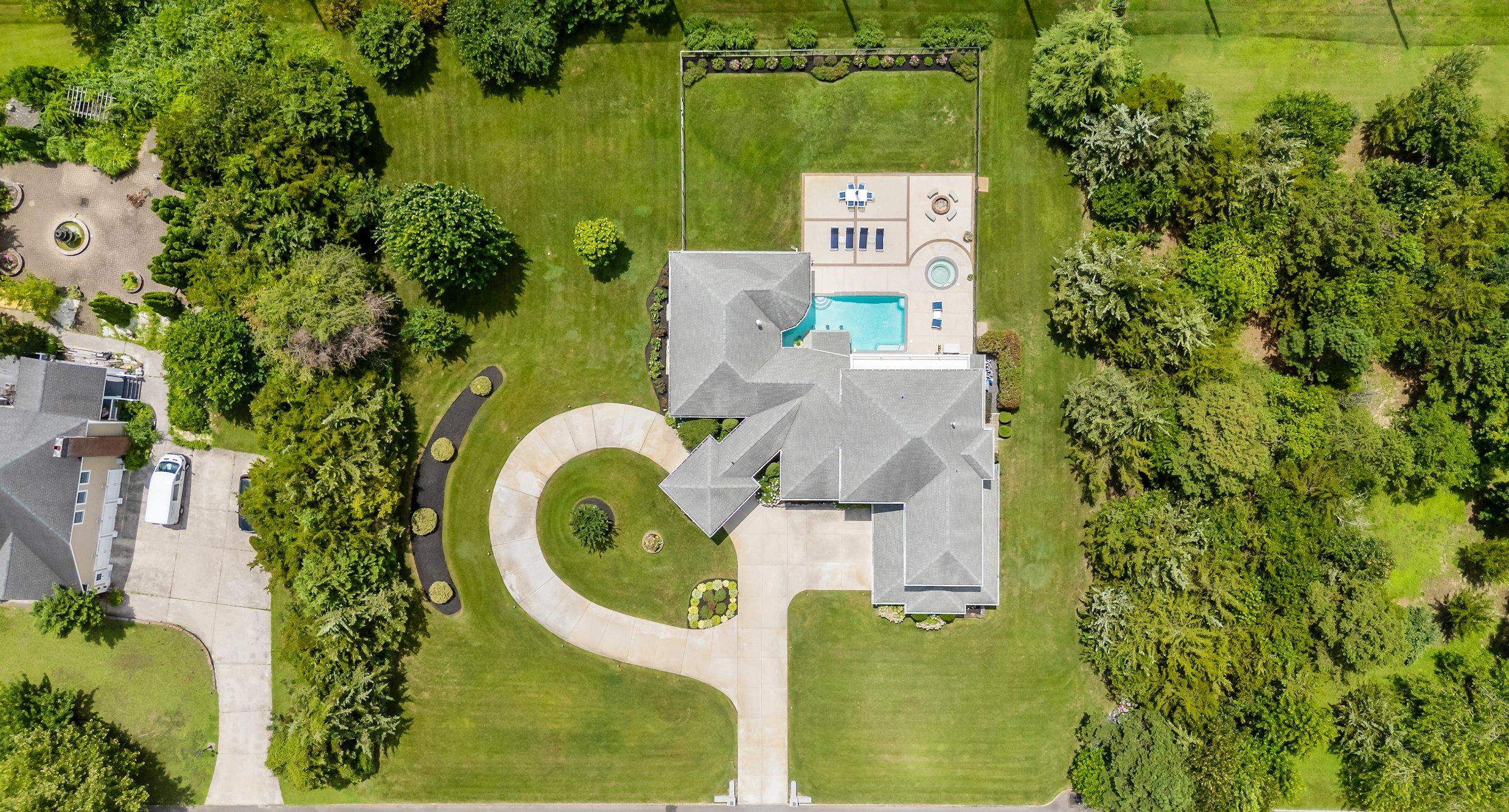 17 Eagles Way