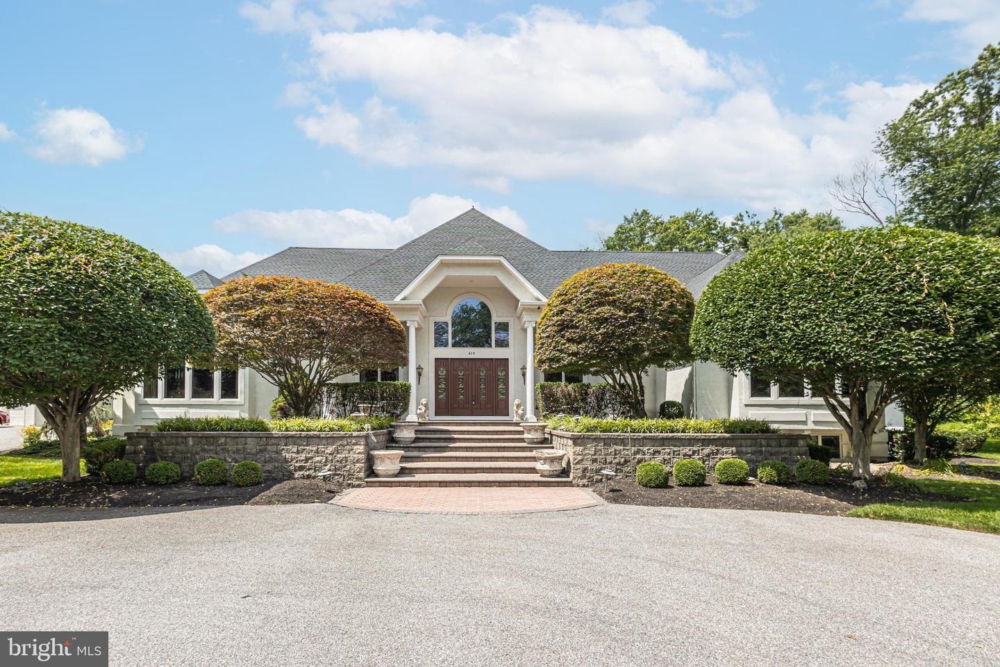 415 Bridgeboro Road - Moorestown