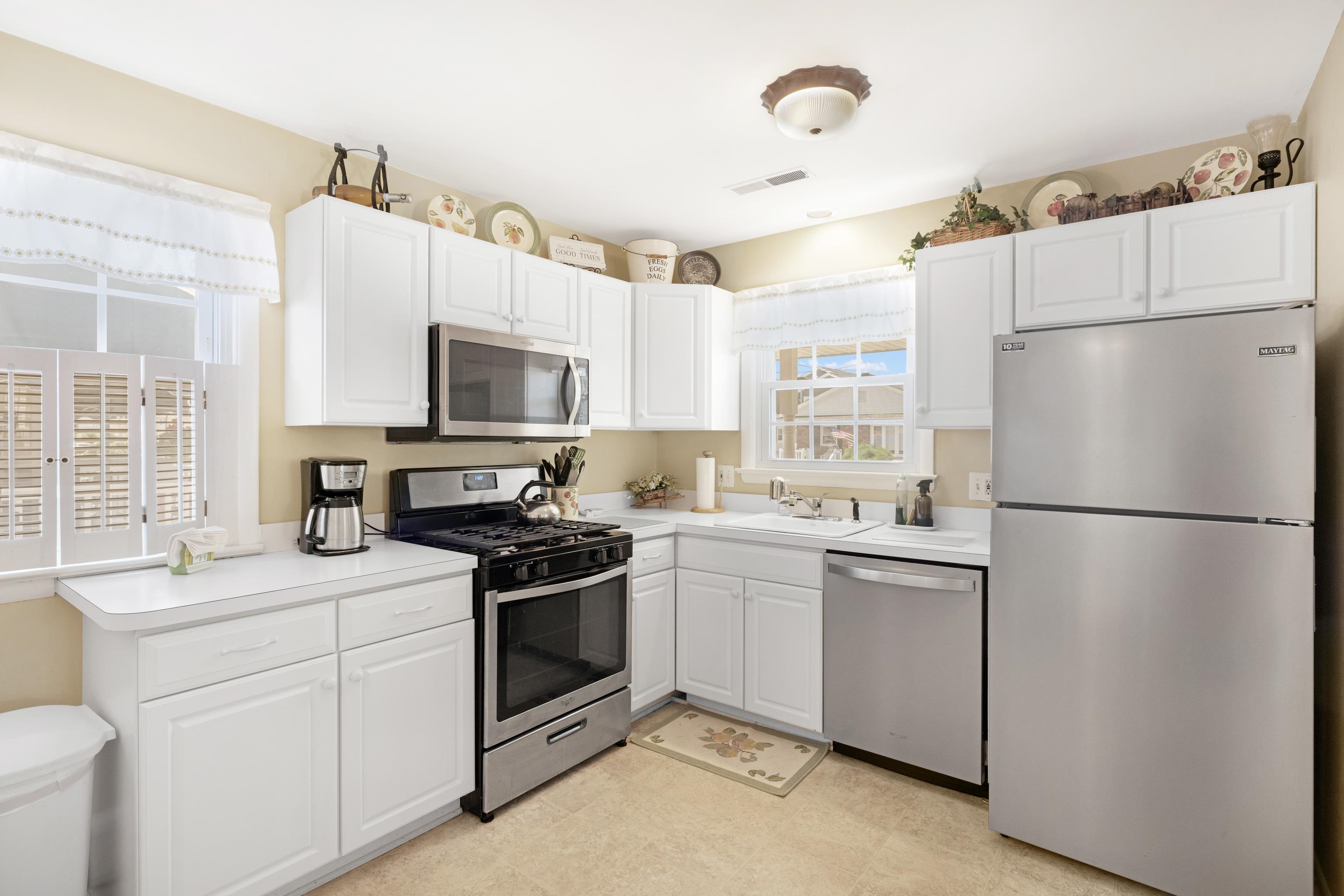 115 E Topeka Avenue