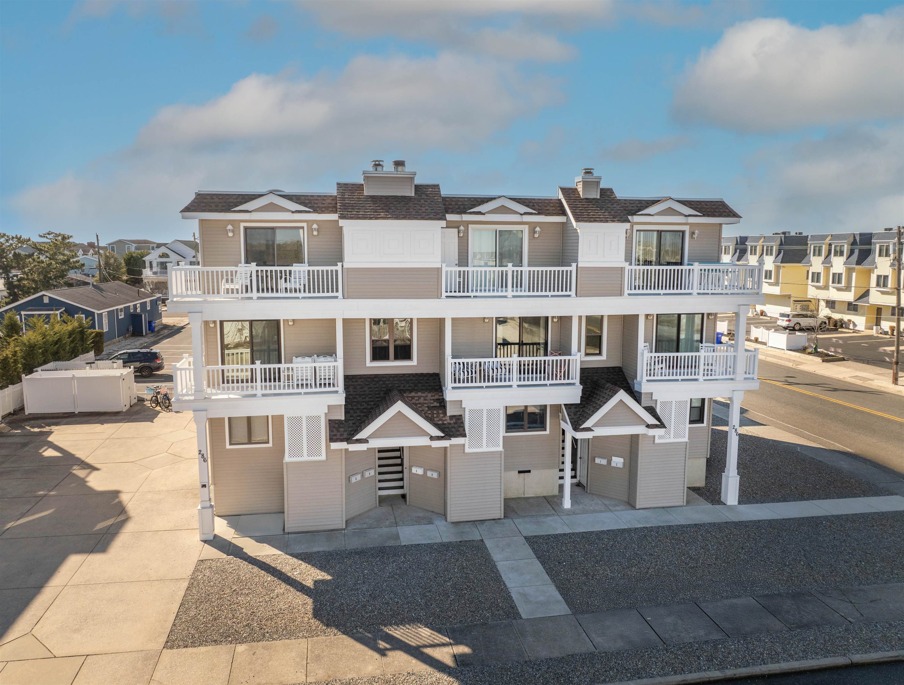 286 16th Street - Avalon