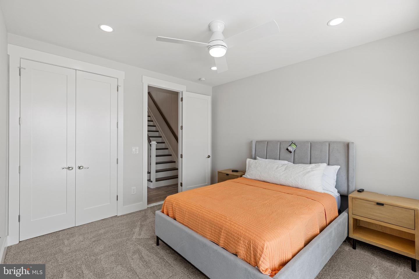 625 W Montgomery Avenue