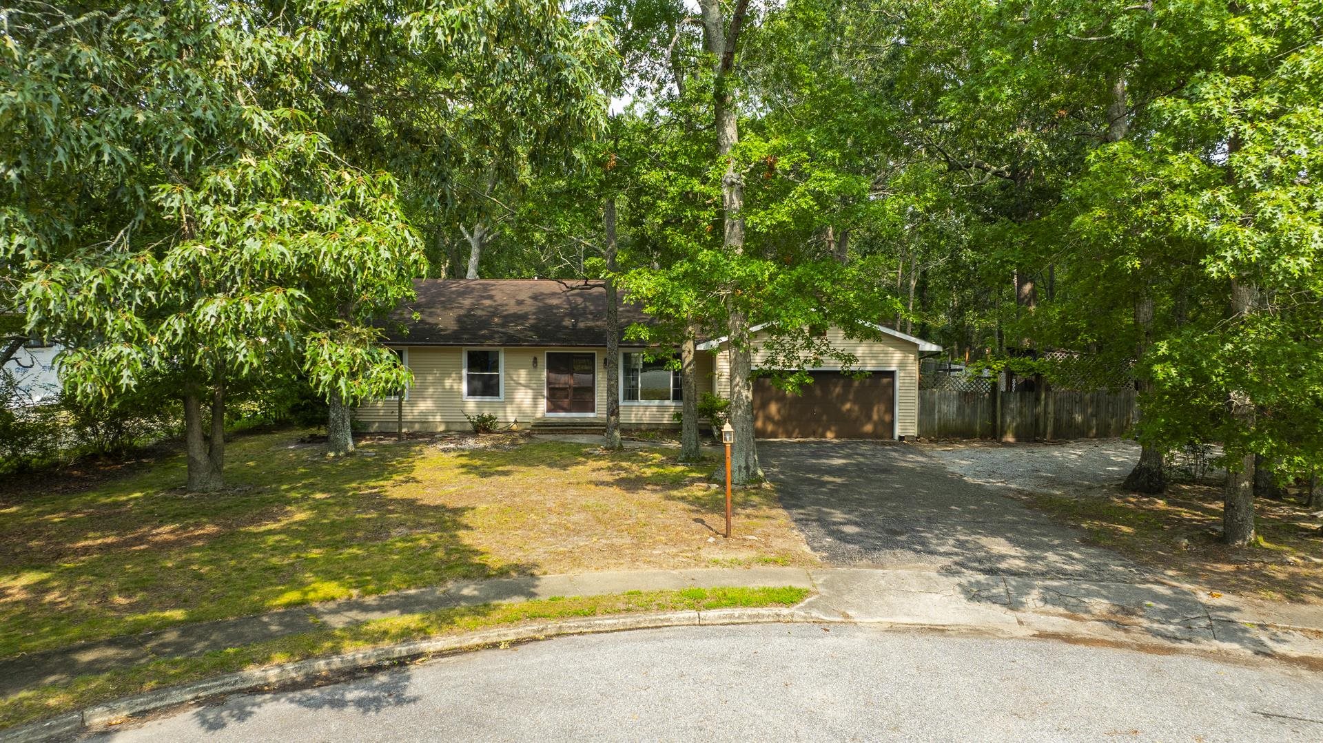 8 Sheila Ave  - Seaville