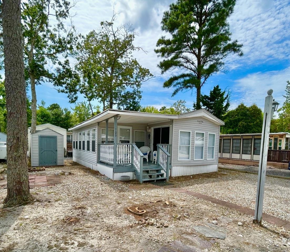 109 Townsend Creek Drive - Dennisville
