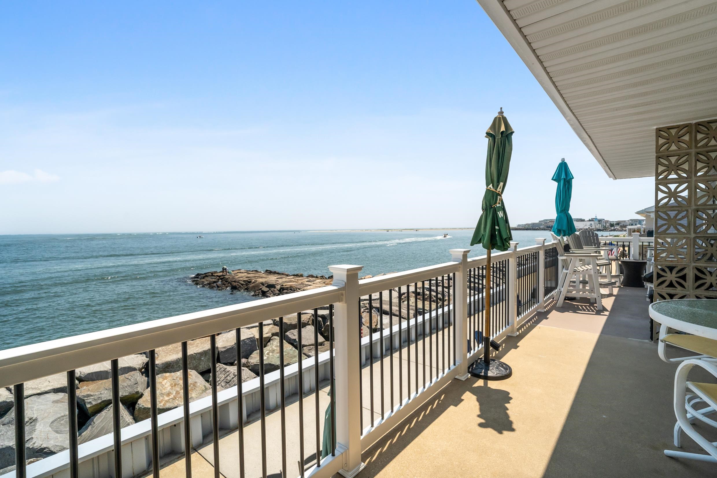 145 Seaview Court