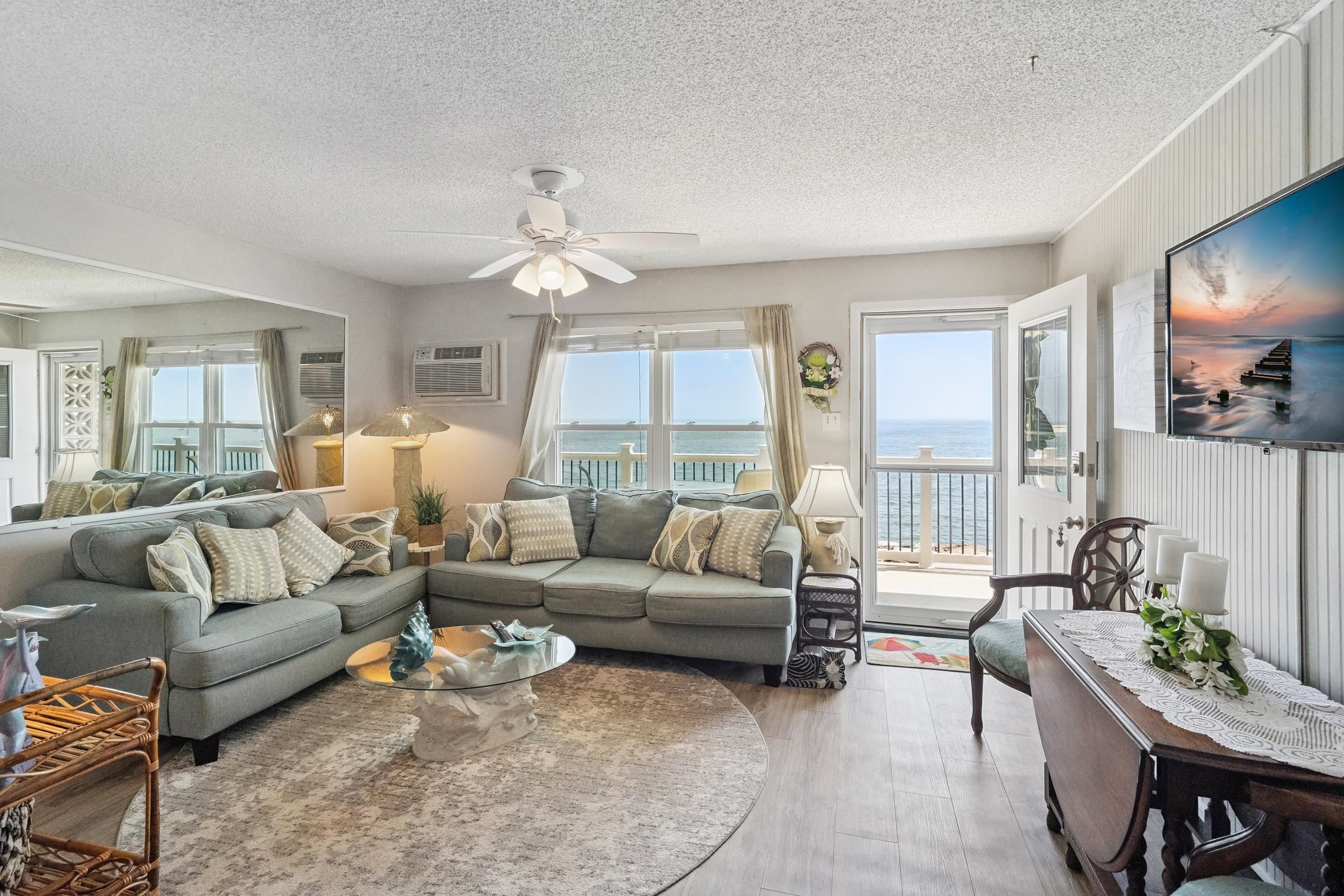 145 Seaview Court