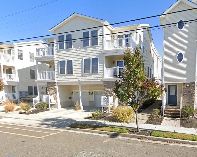 145 E Andrews Avenue - Wildwood