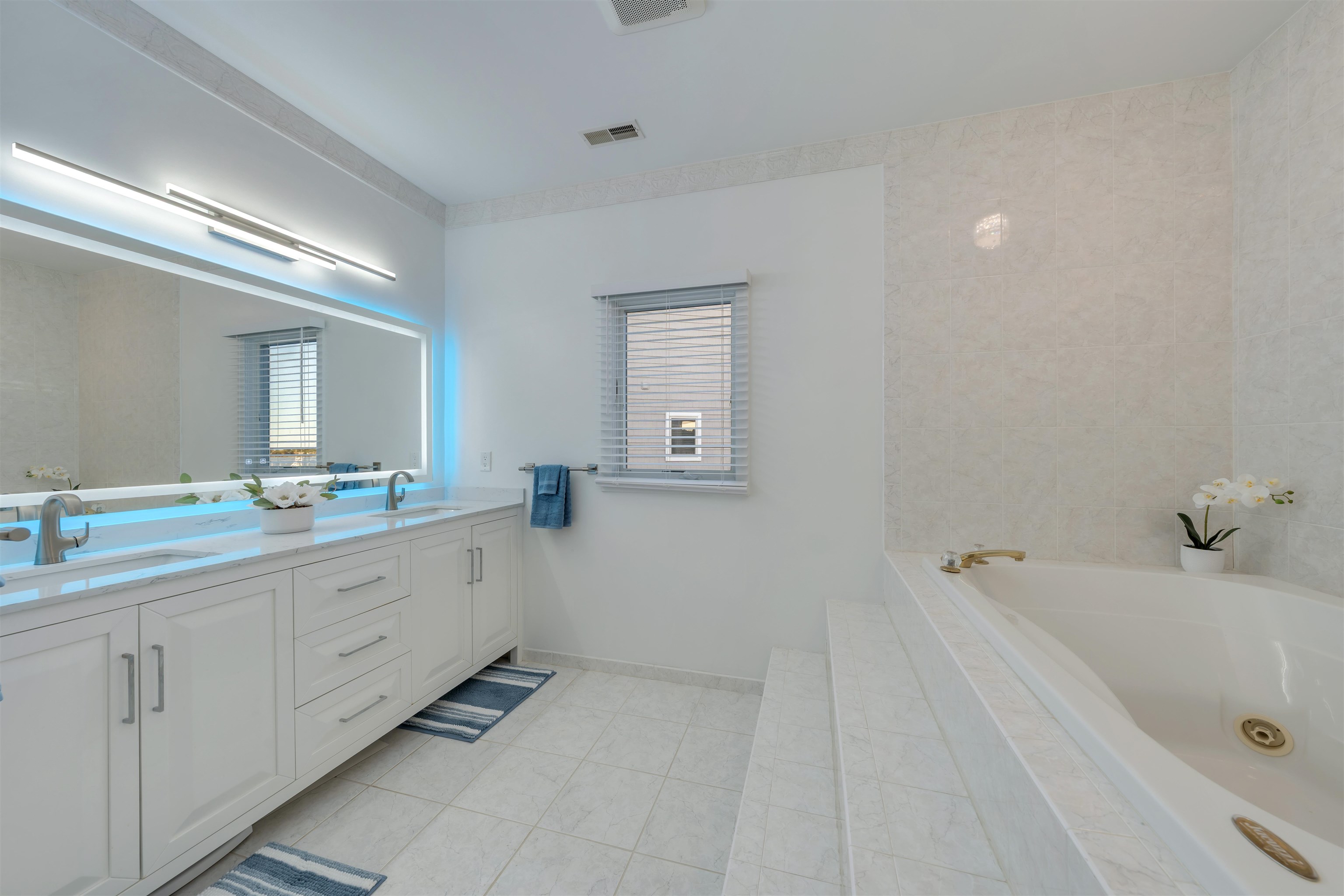 902 Ocean Drive