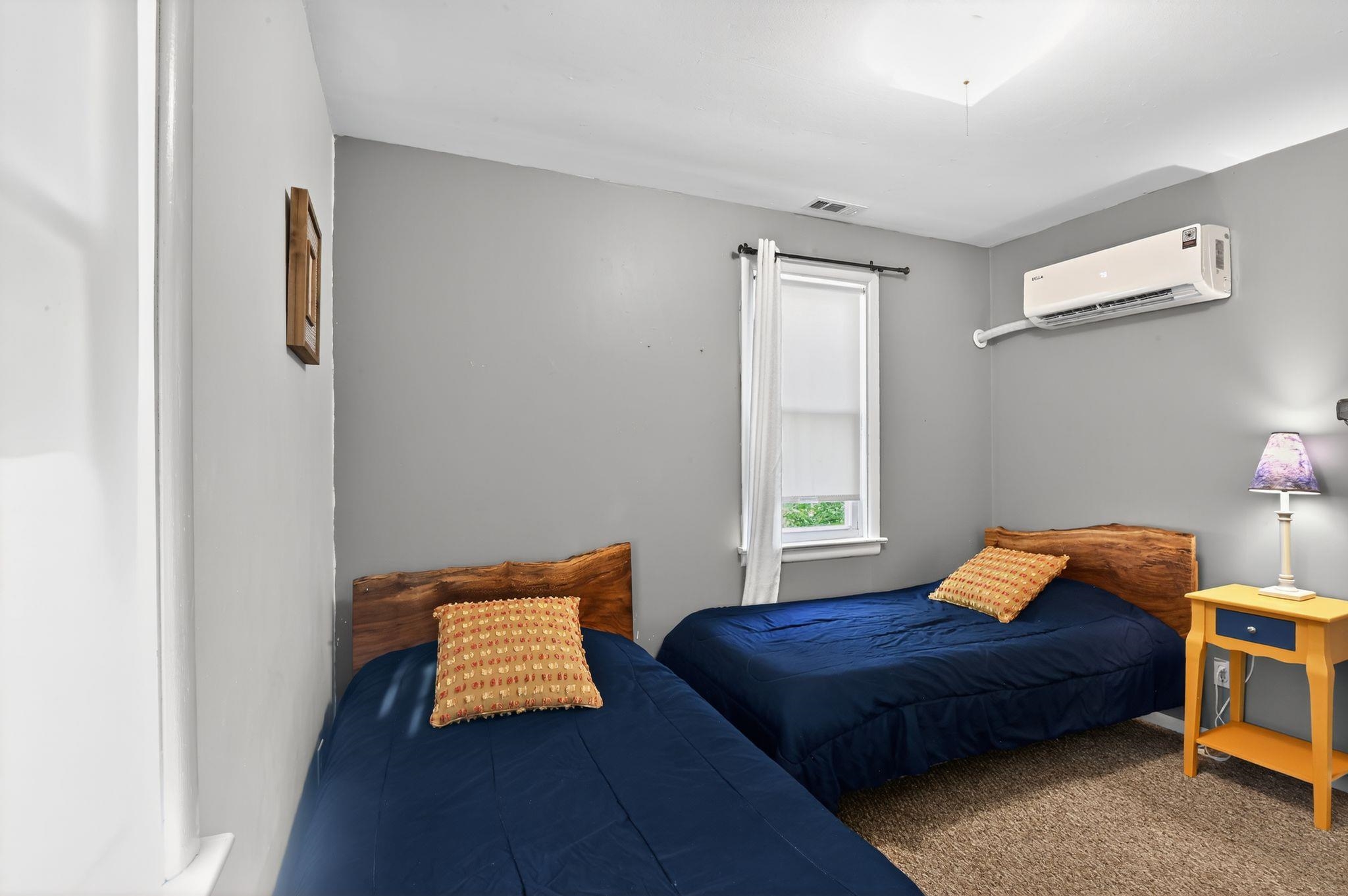 301 Roosevelt Boulevard