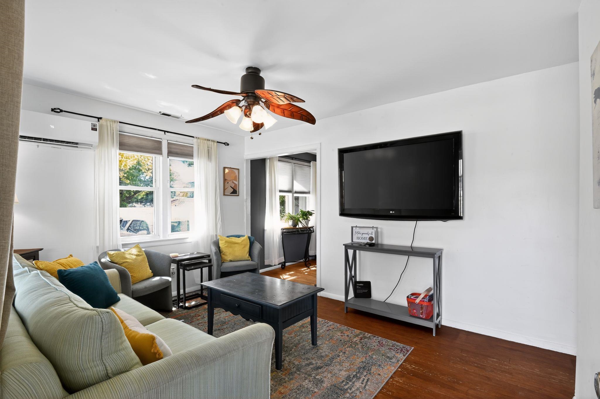 301 Roosevelt Boulevard