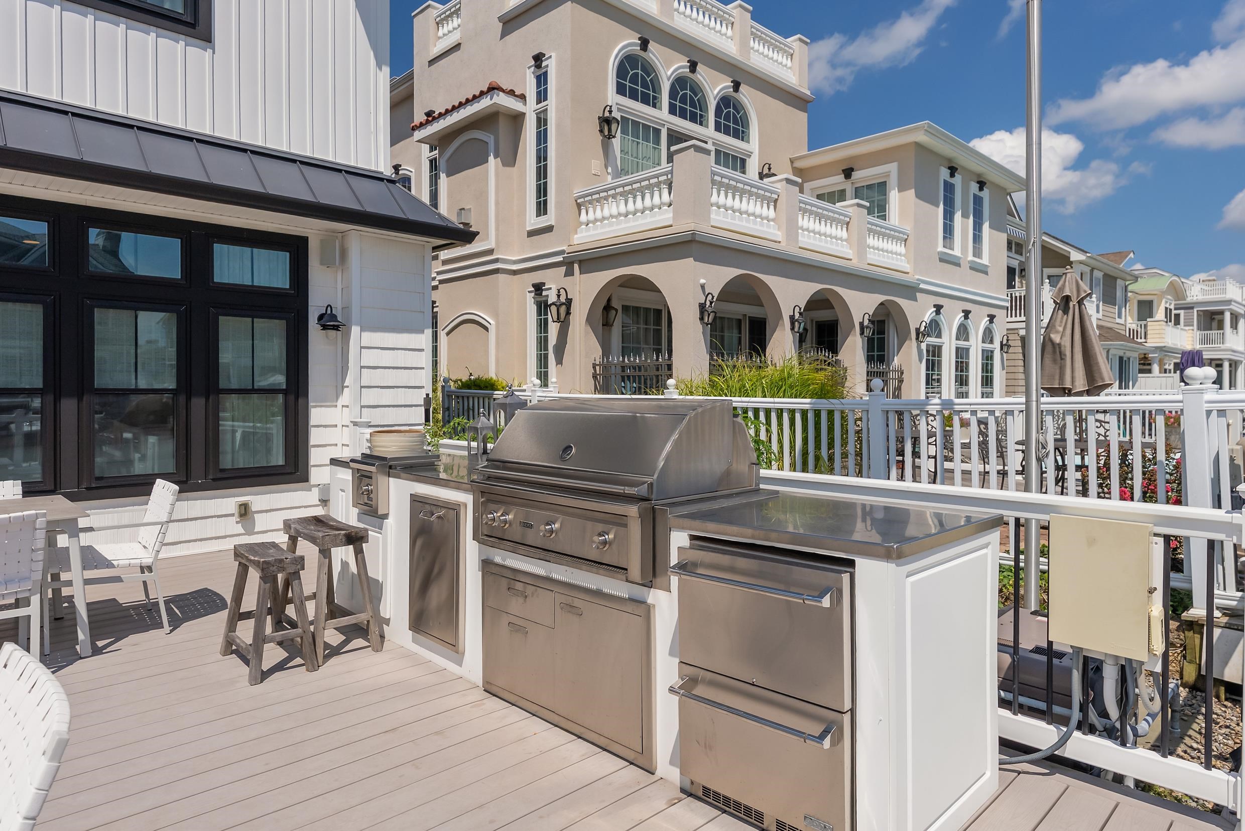 2019 Glenwood Drive