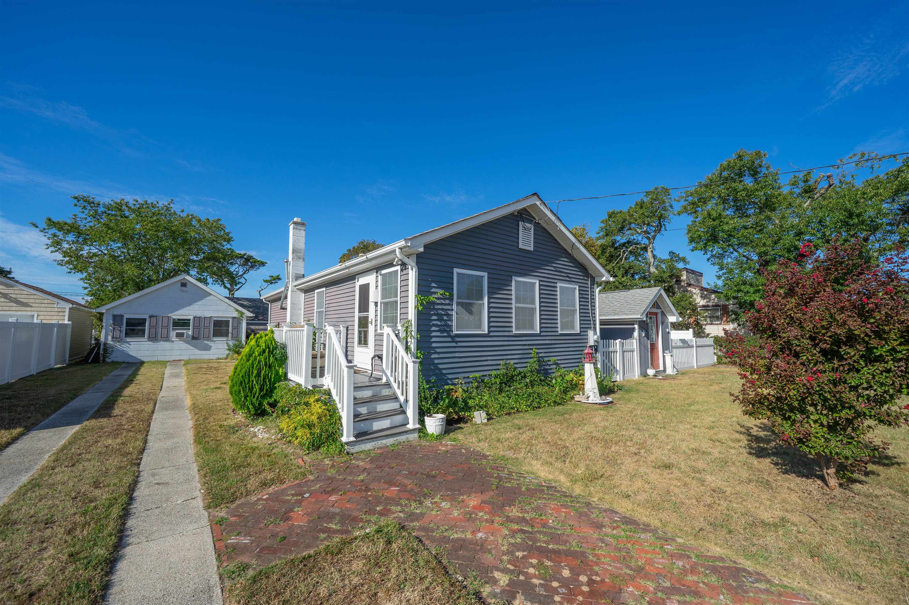 112 W Miami Avenue - Villas