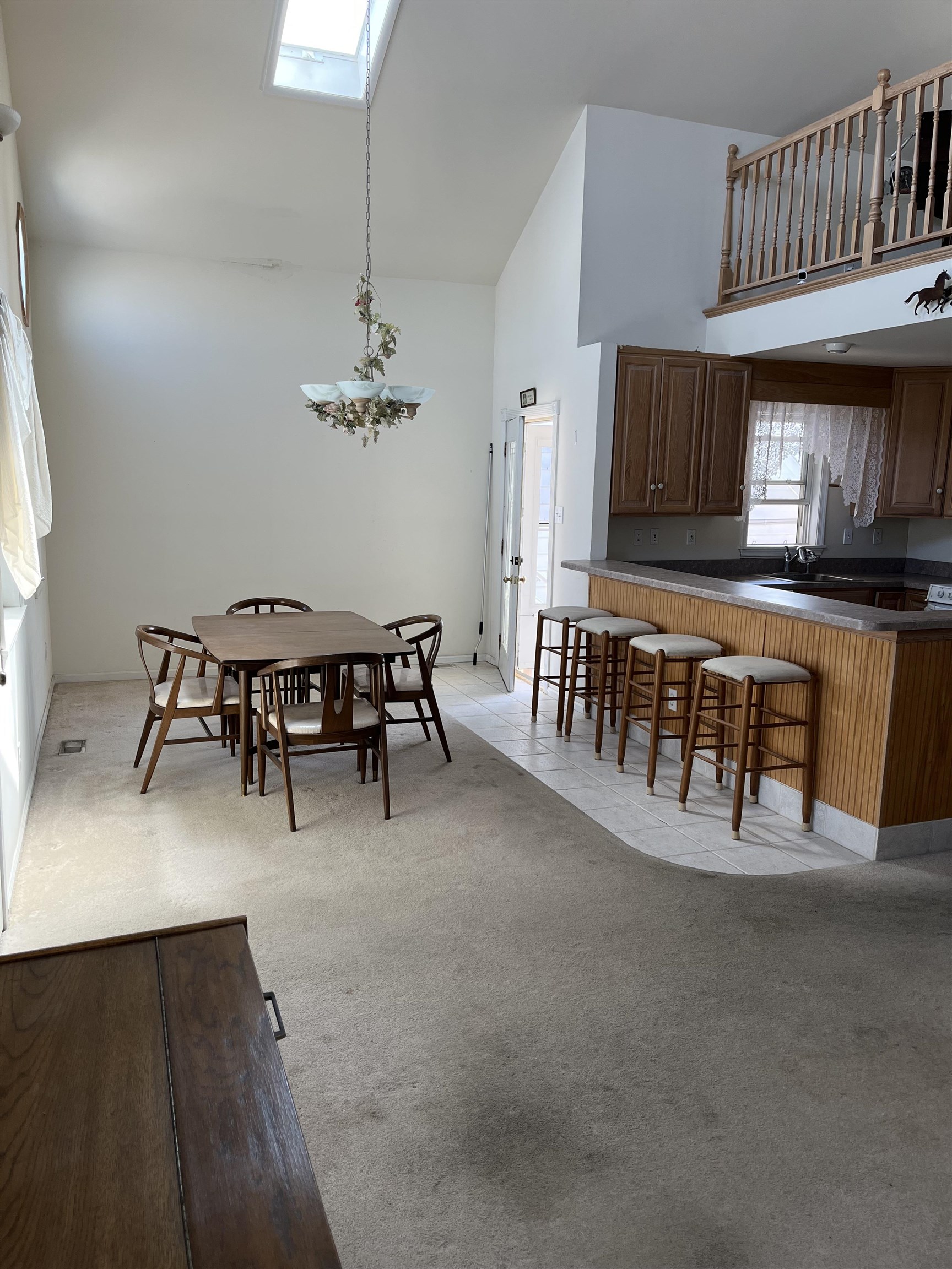 519 W Poplar Avenue