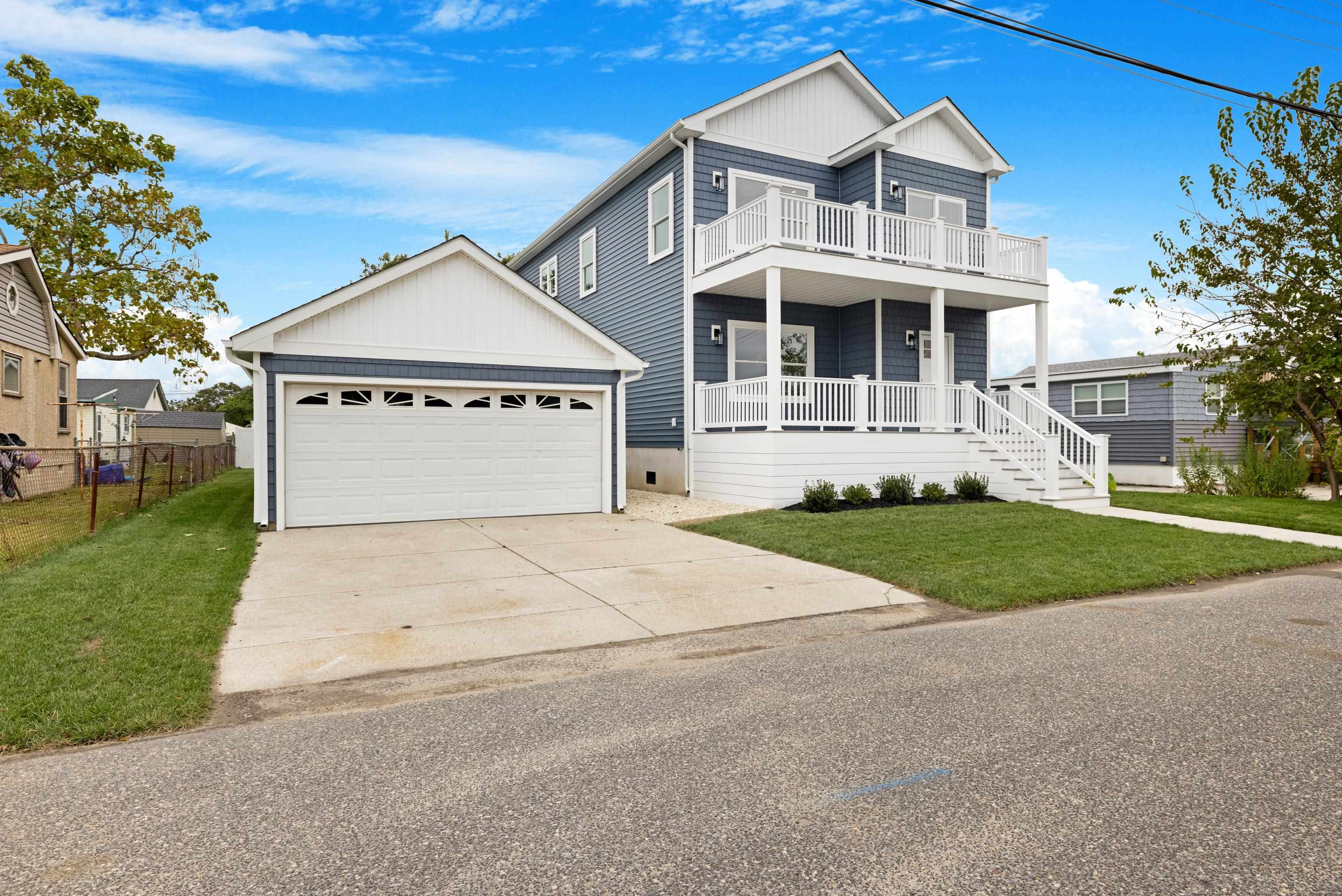  119 W Tampa Avenue - Villas