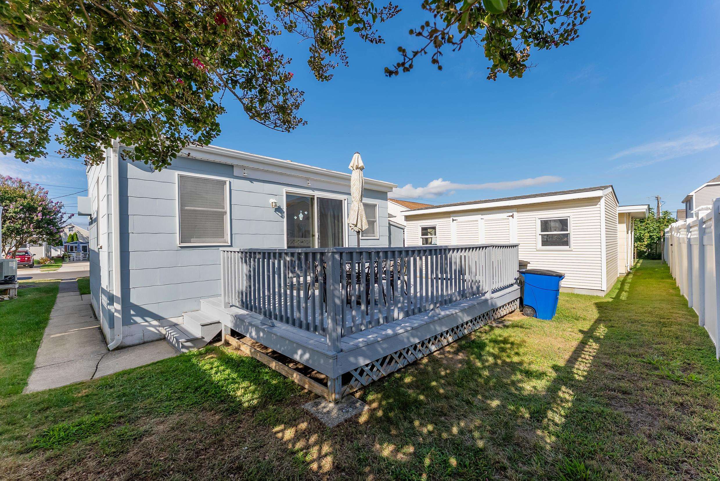 107 E Hollywood Avenue - Picture 33