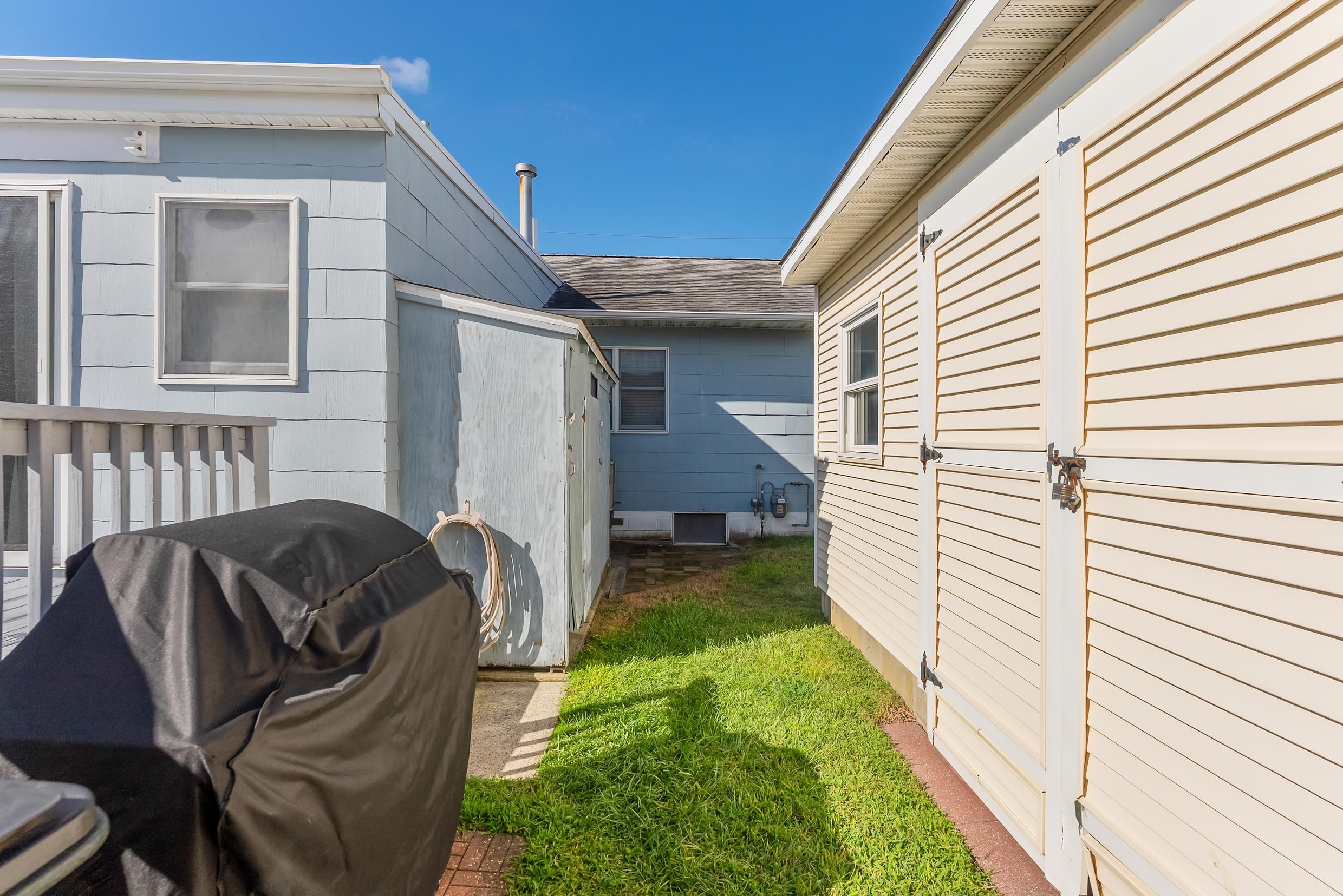 107 E Hollywood Avenue - Picture 35