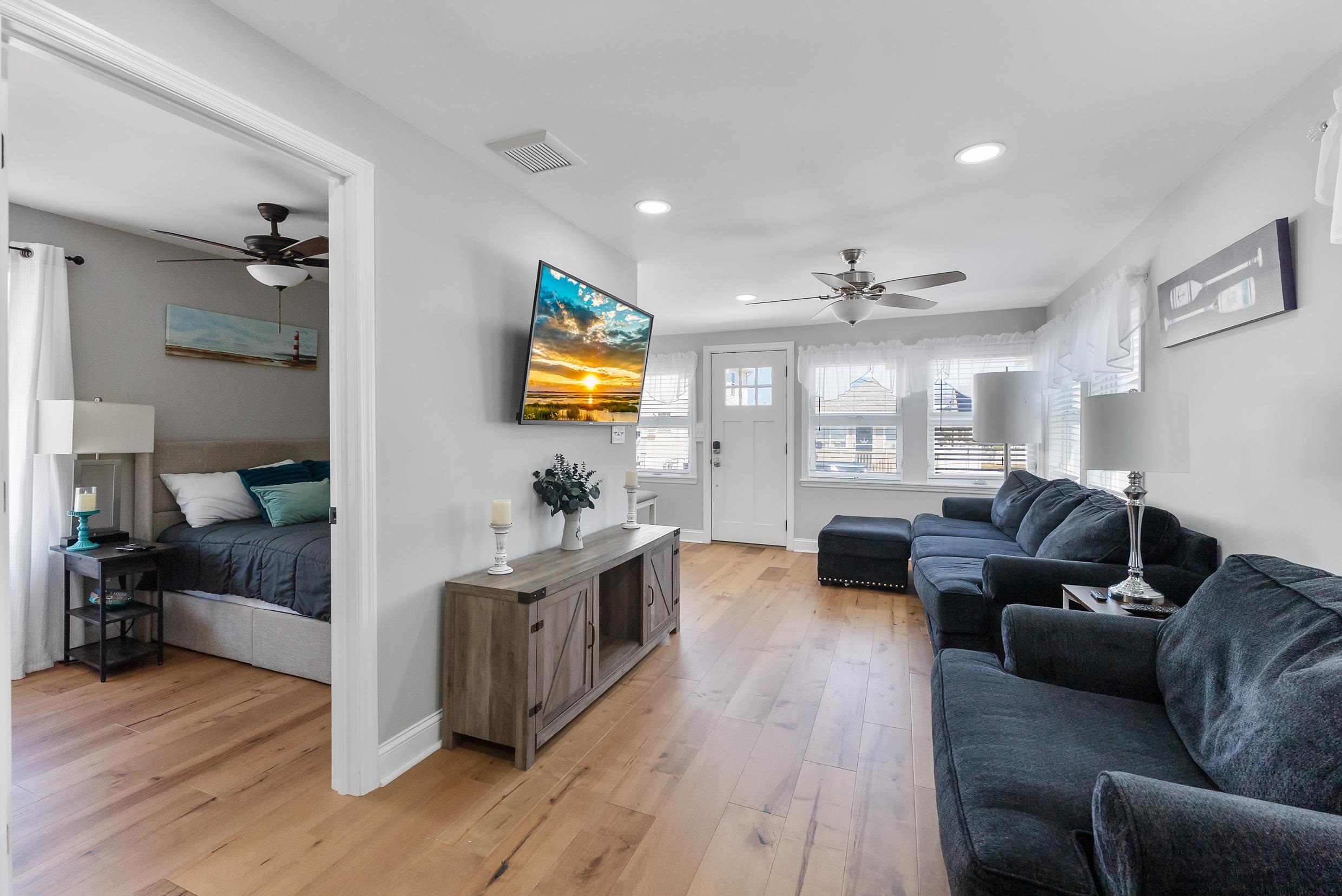 620.5 W Maple Avenue
