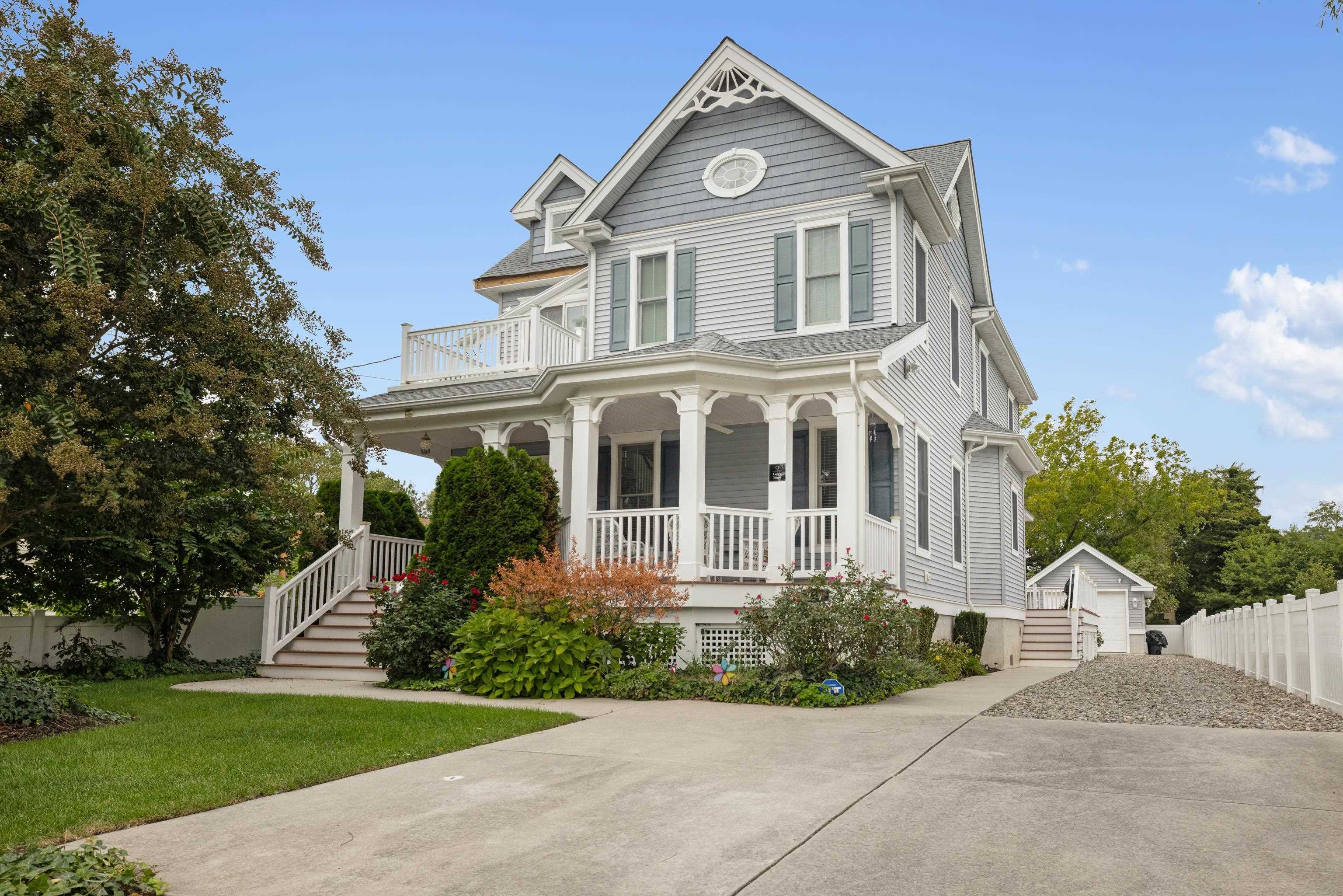 The deSatnick Real Estate Team