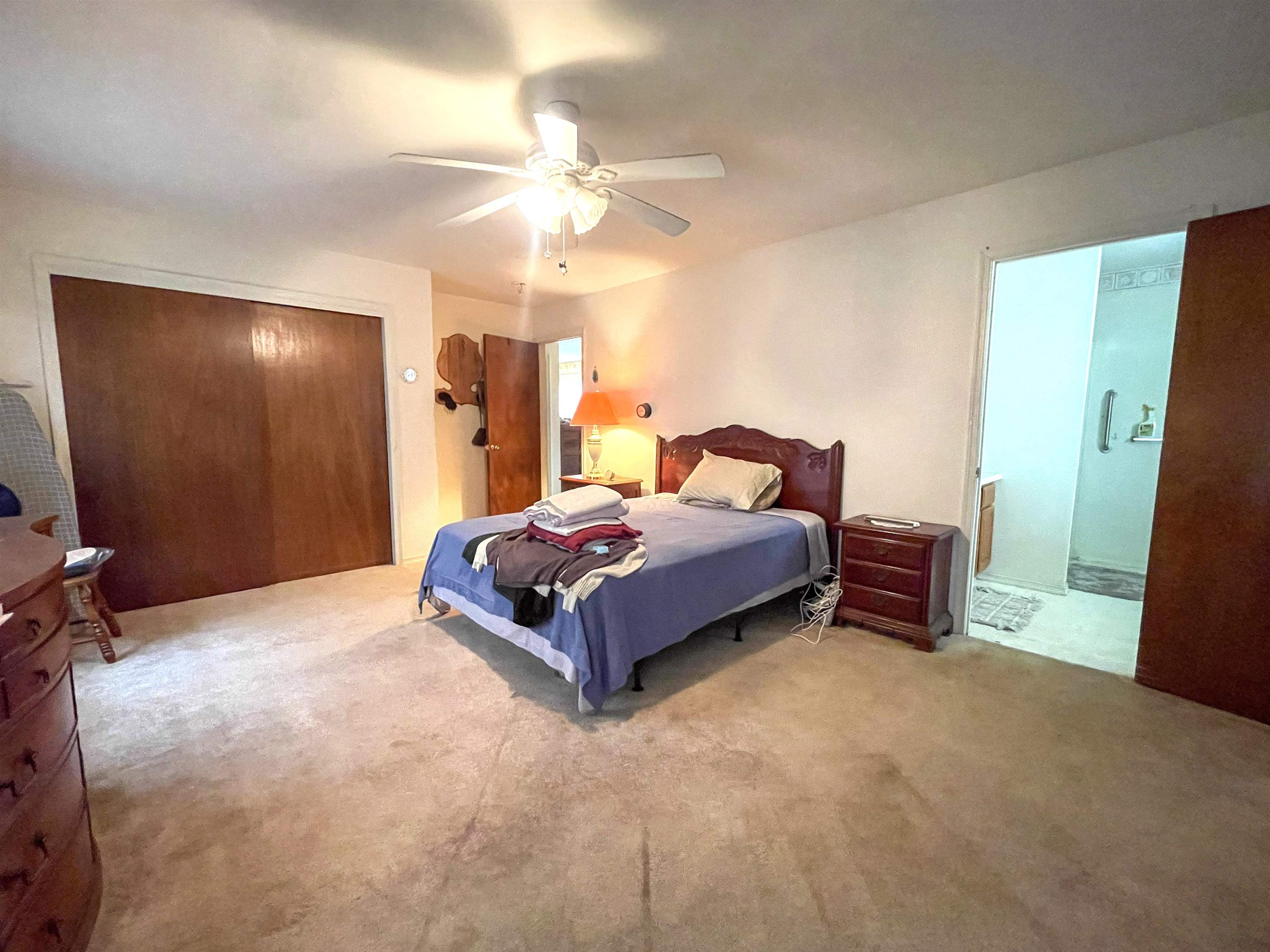 3 Earl Drive