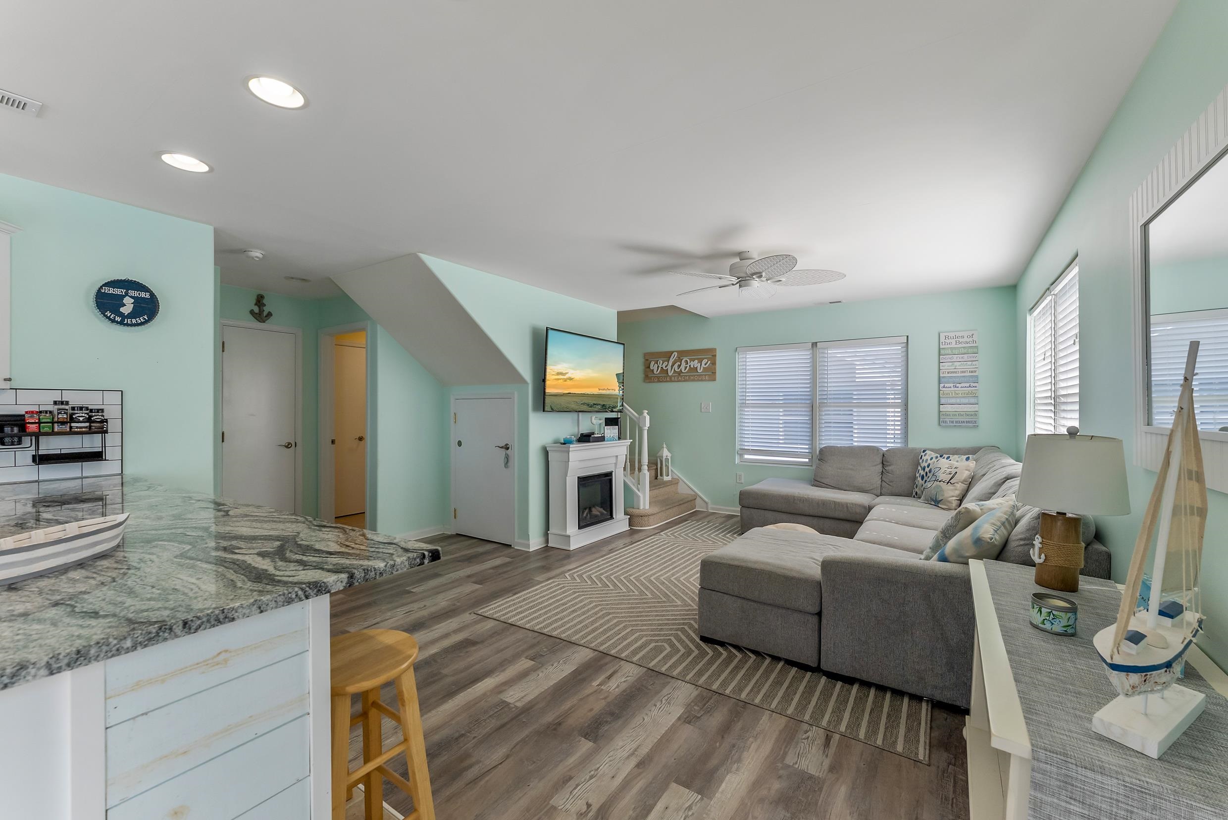 2207 Surf Avenue - Picture 14
