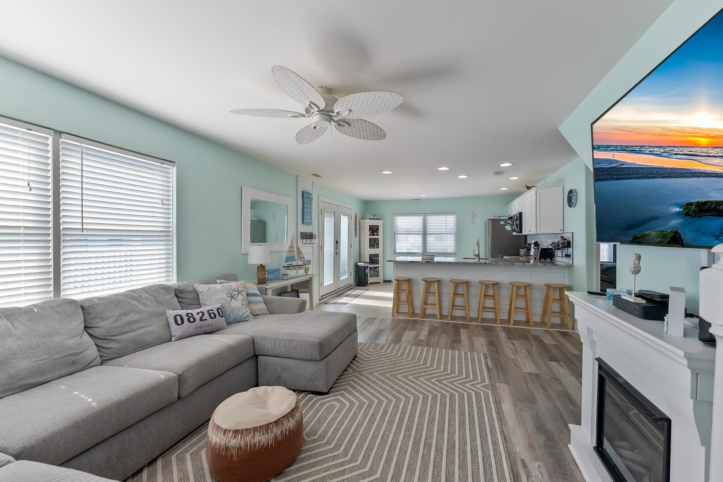 2207 Surf Avenue - Picture 15
