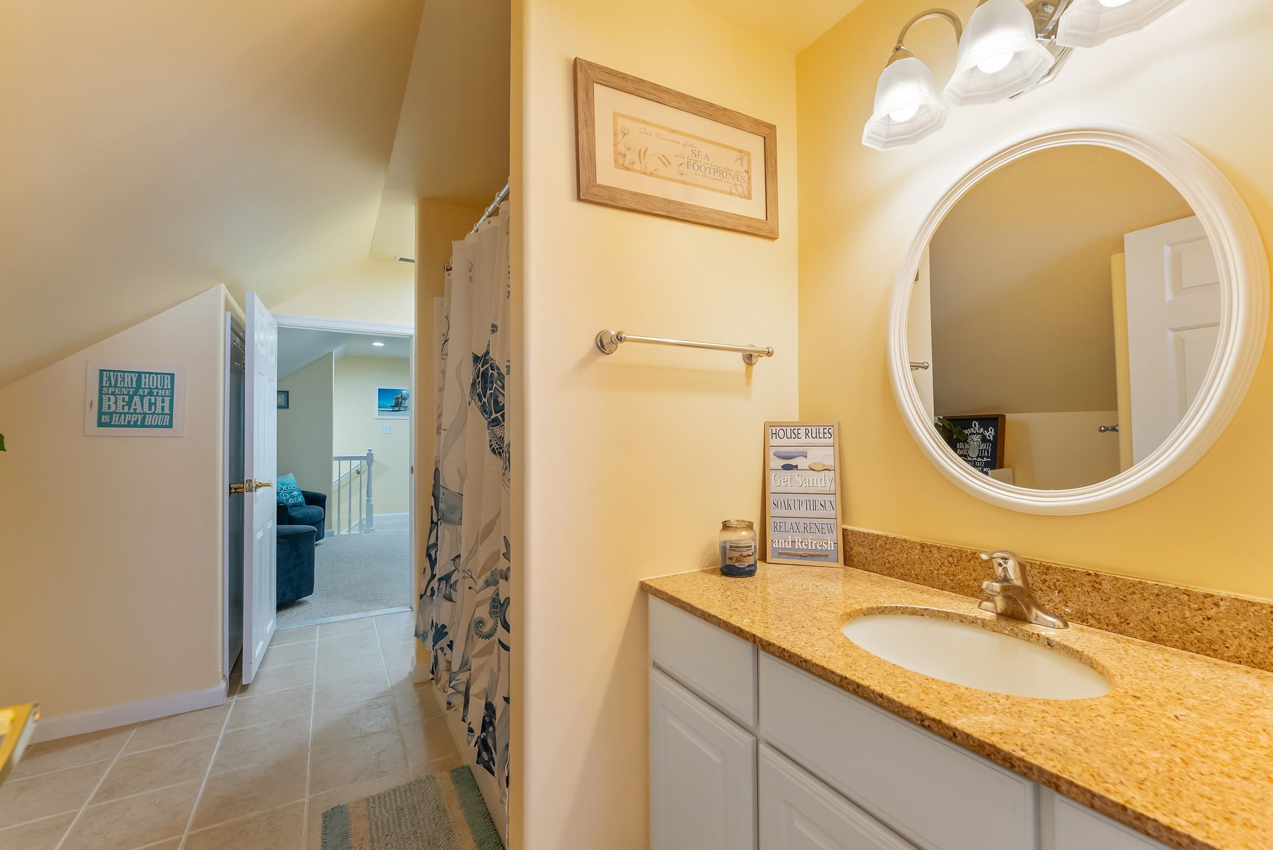 2207 Surf Avenue - Picture 23