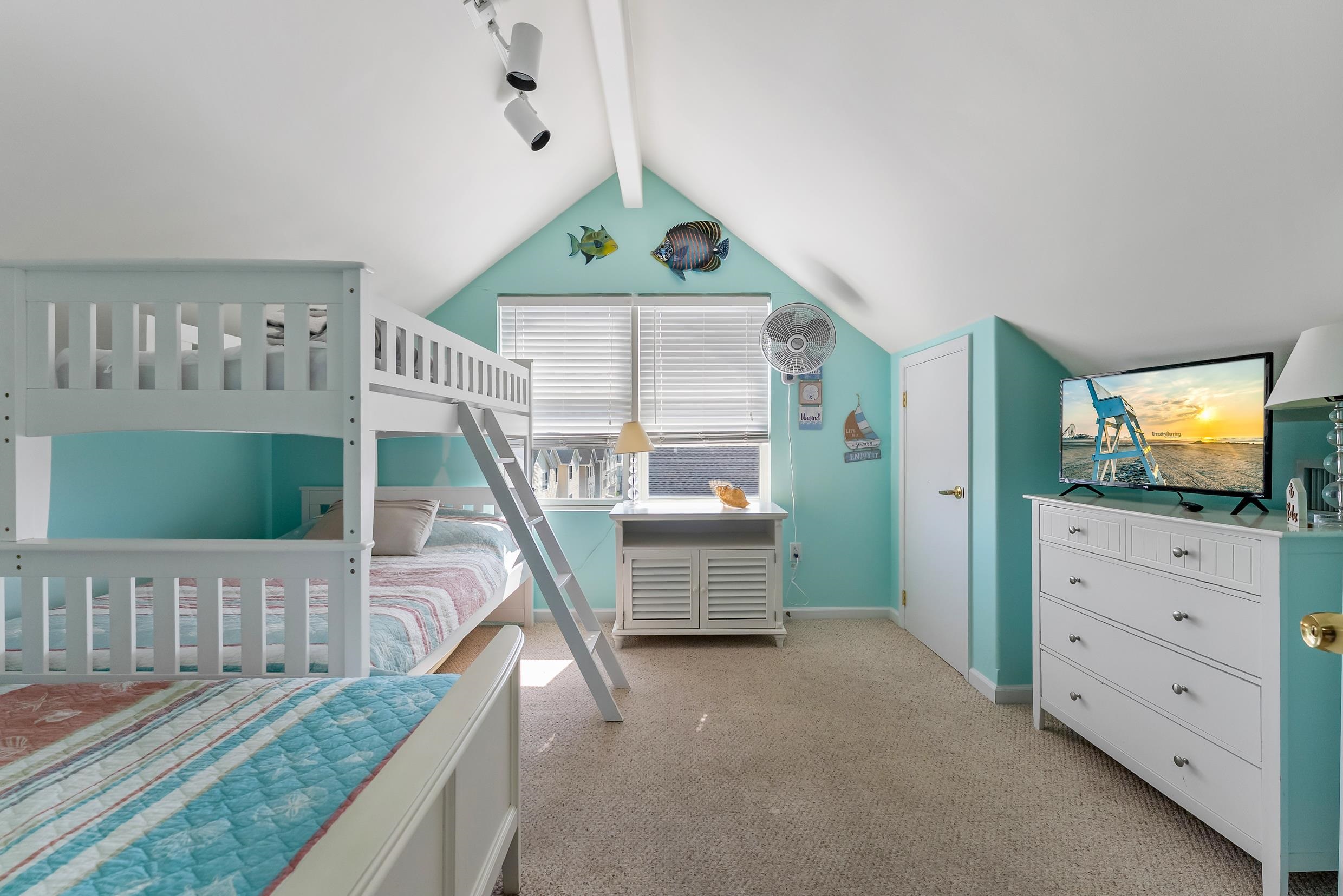 2207 Surf Avenue - Picture 33