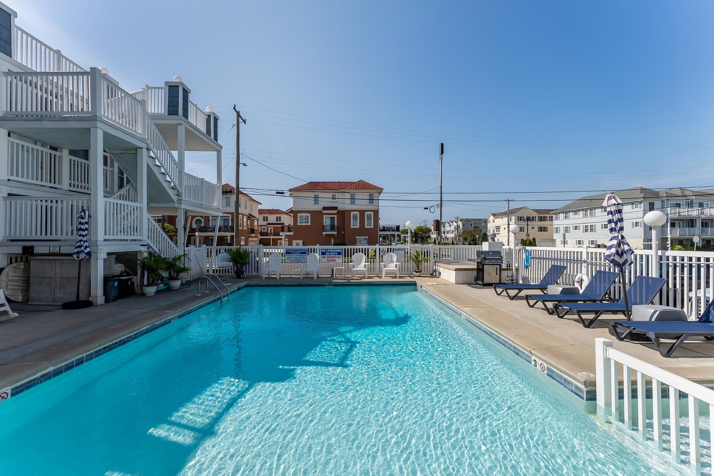 2207 Surf Avenue - Picture 43