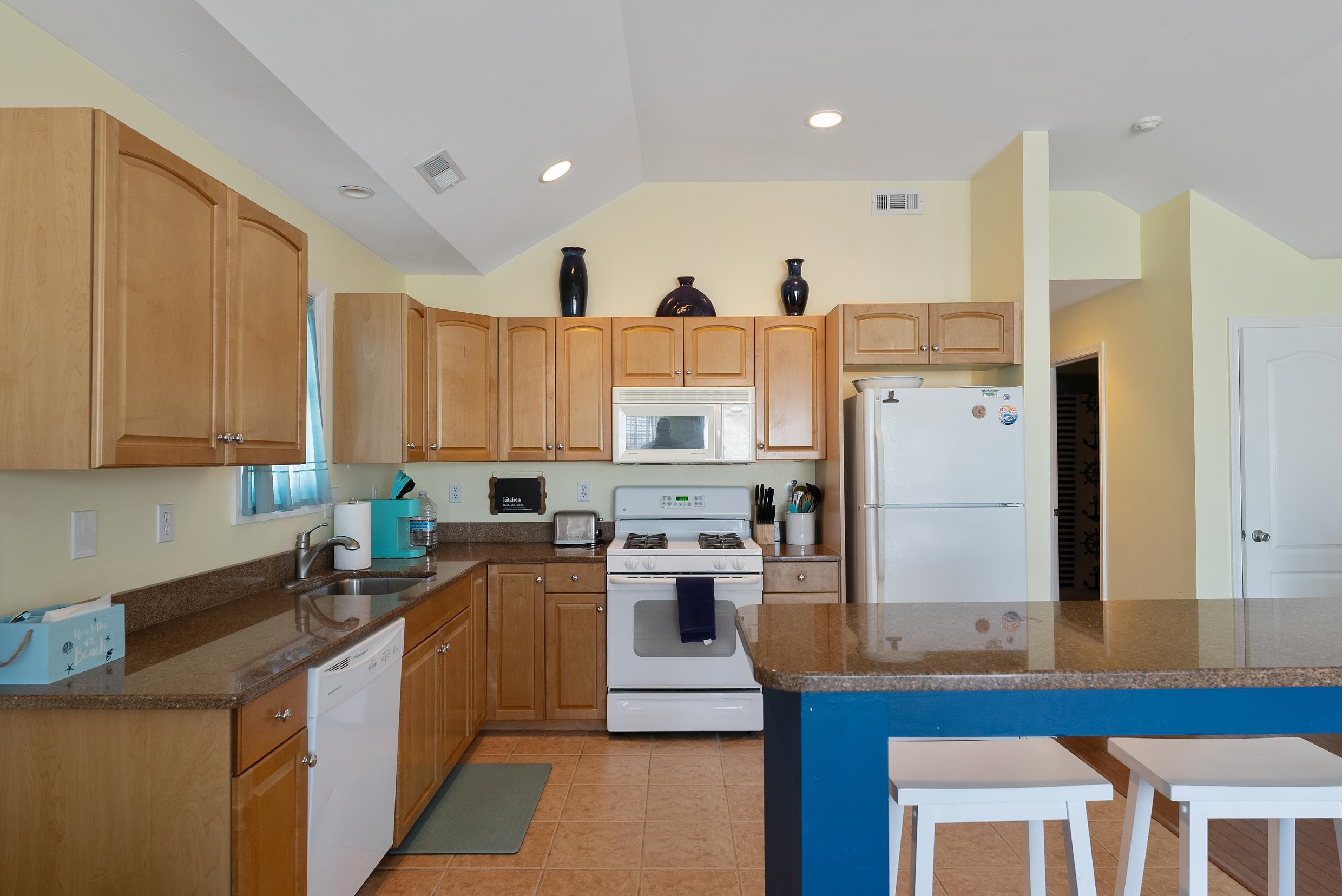 141 E Rio Grande Avenue
