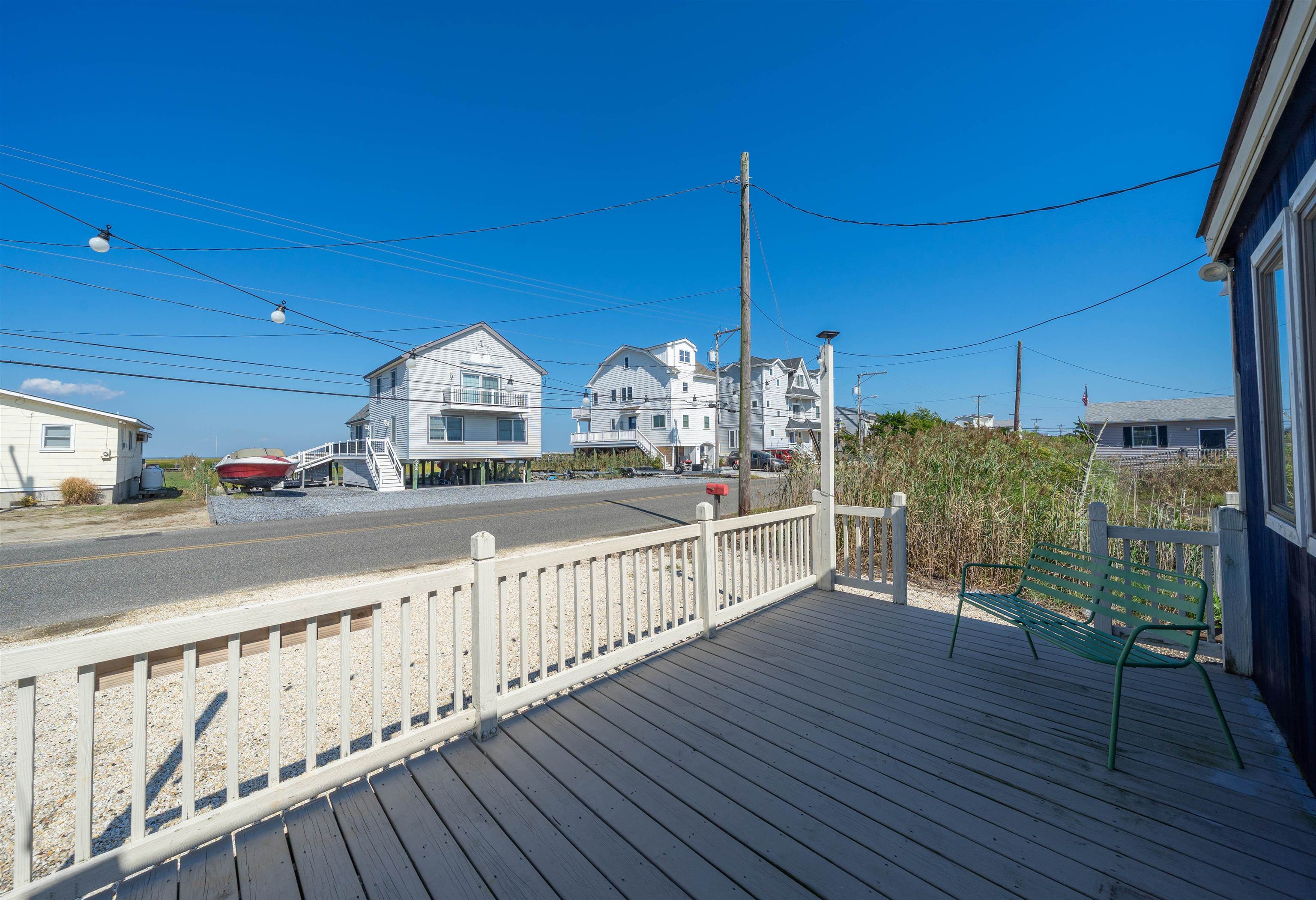 571 Avalon Boulevard