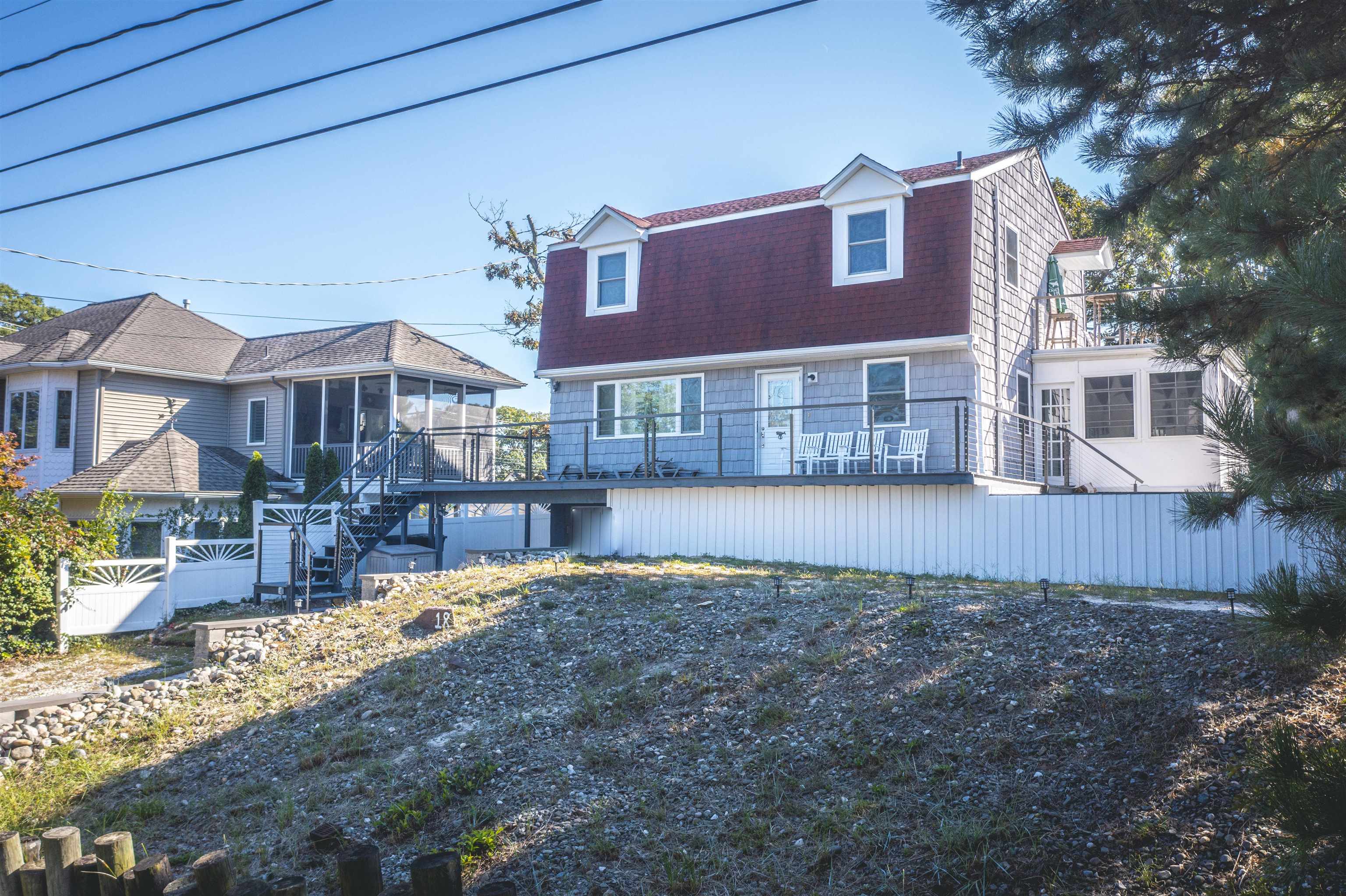 18 Pinewood Road