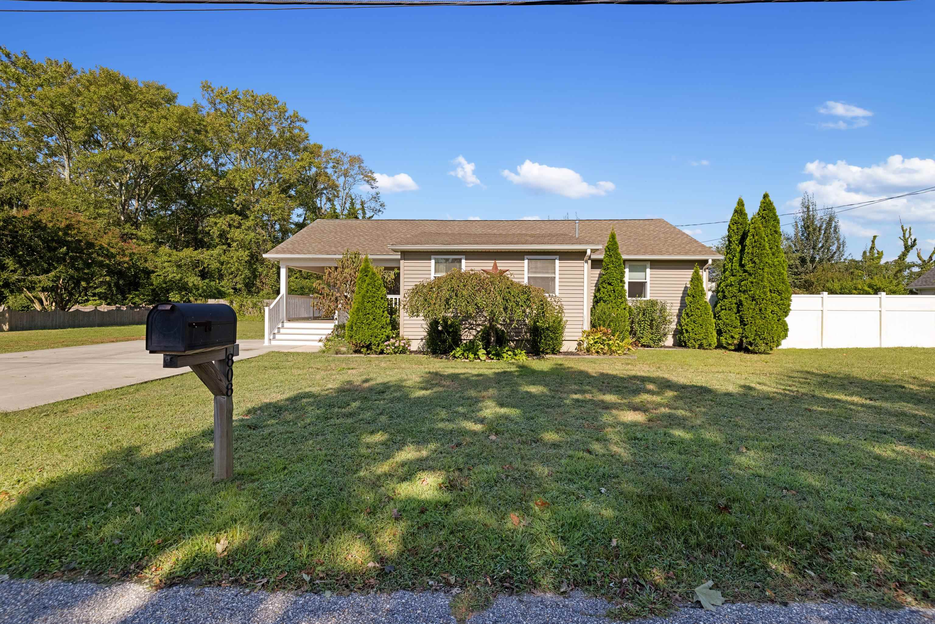 The deSatnick Real Estate Team