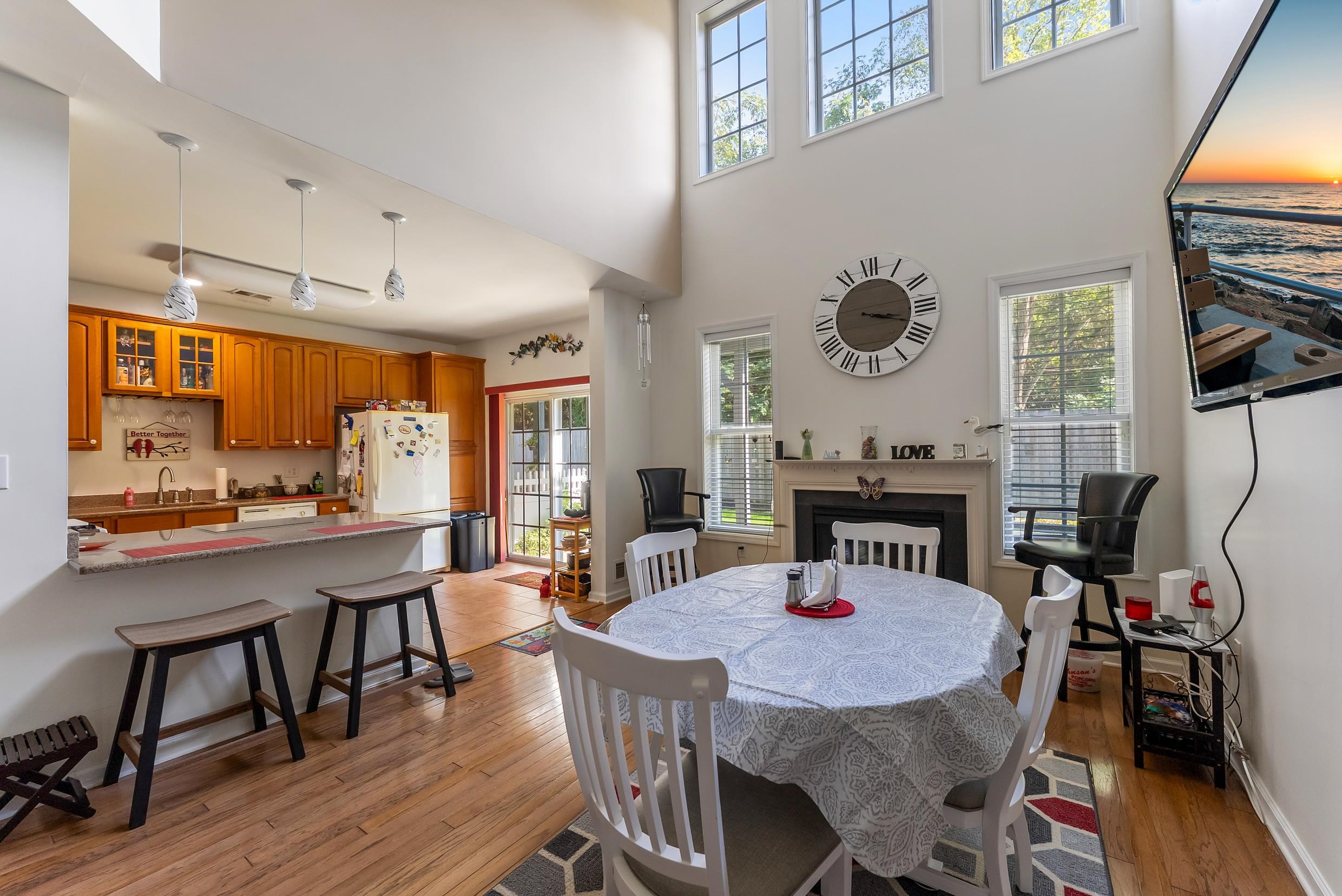 506 W Hampton Court