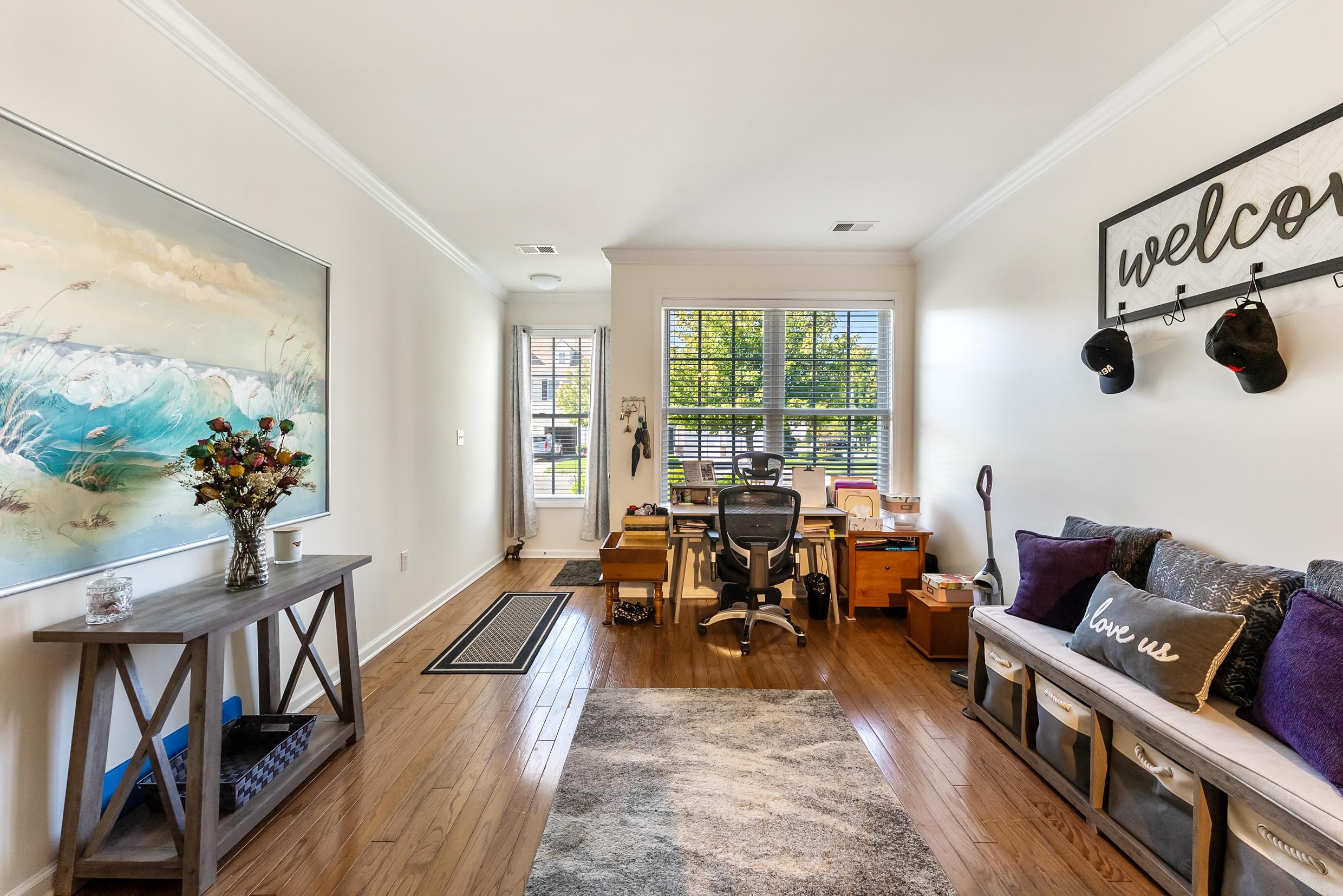 506 W Hampton Court