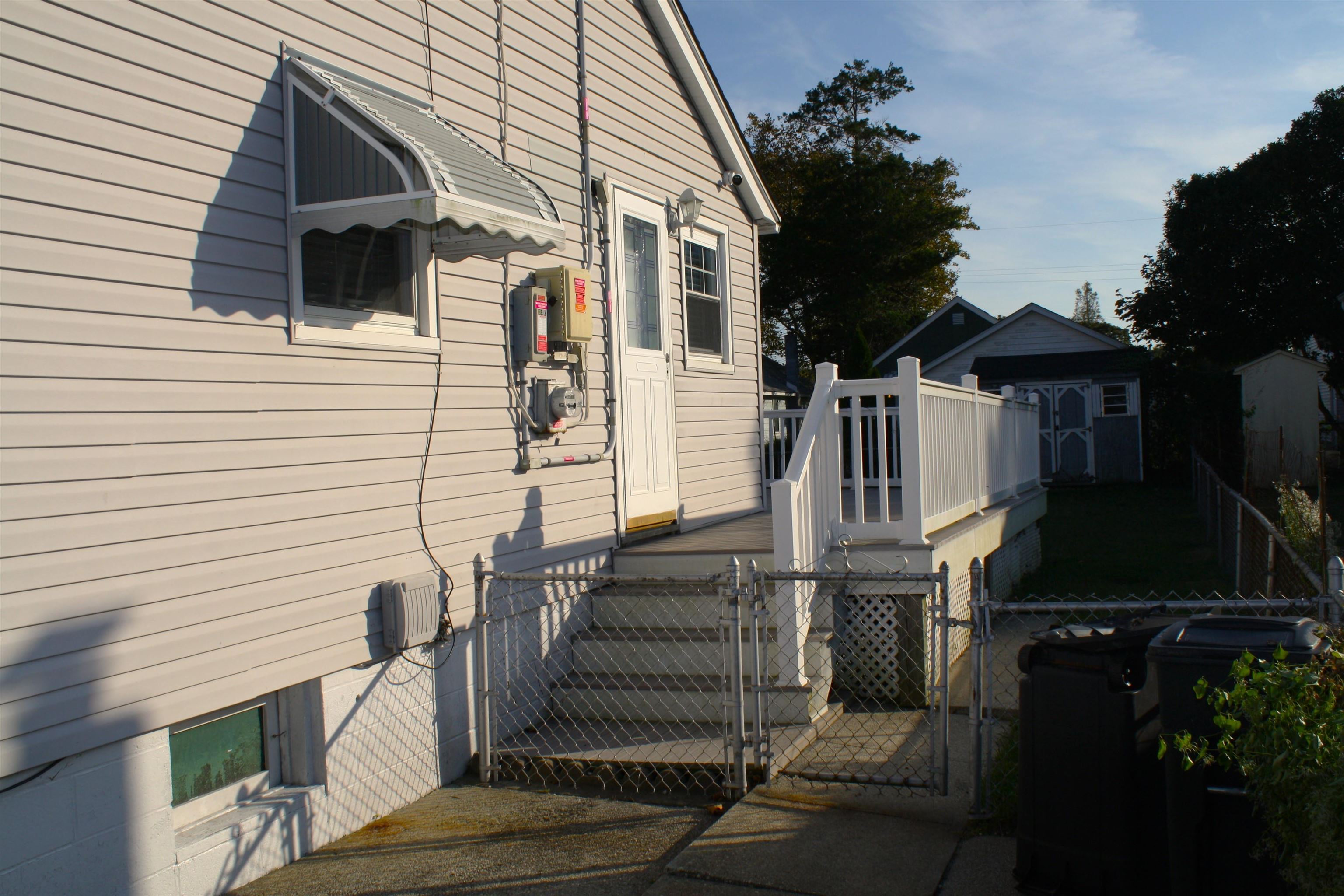 image25