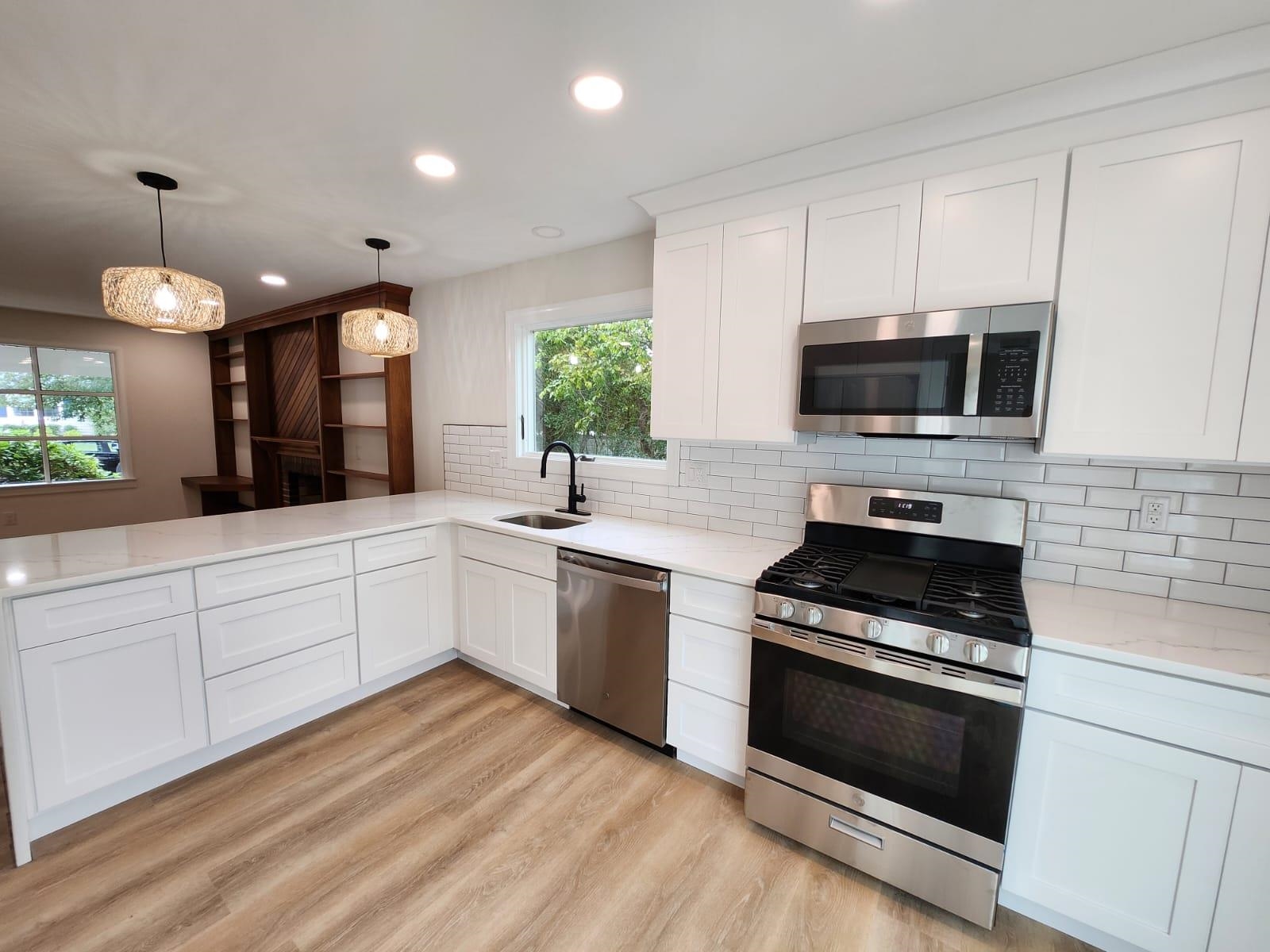 4 W Katherine Avenue