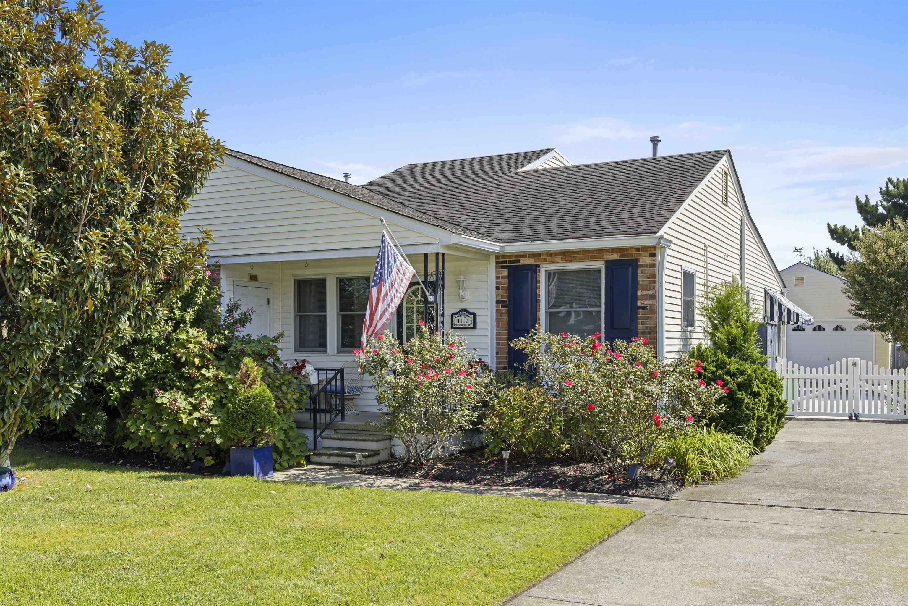 1110 Pennsylvania Avenue, Cape May