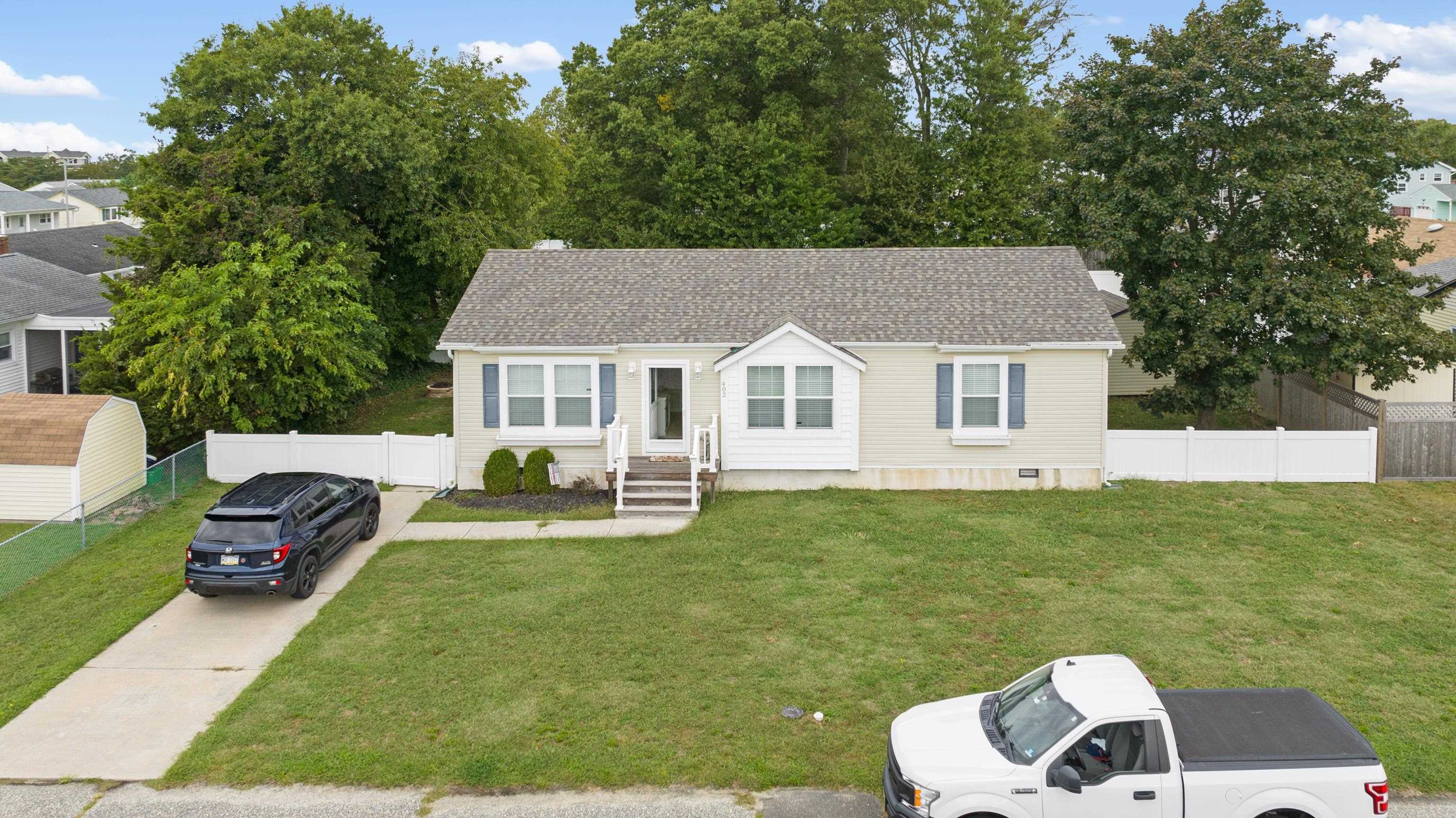 402 Second Avenue - Villas