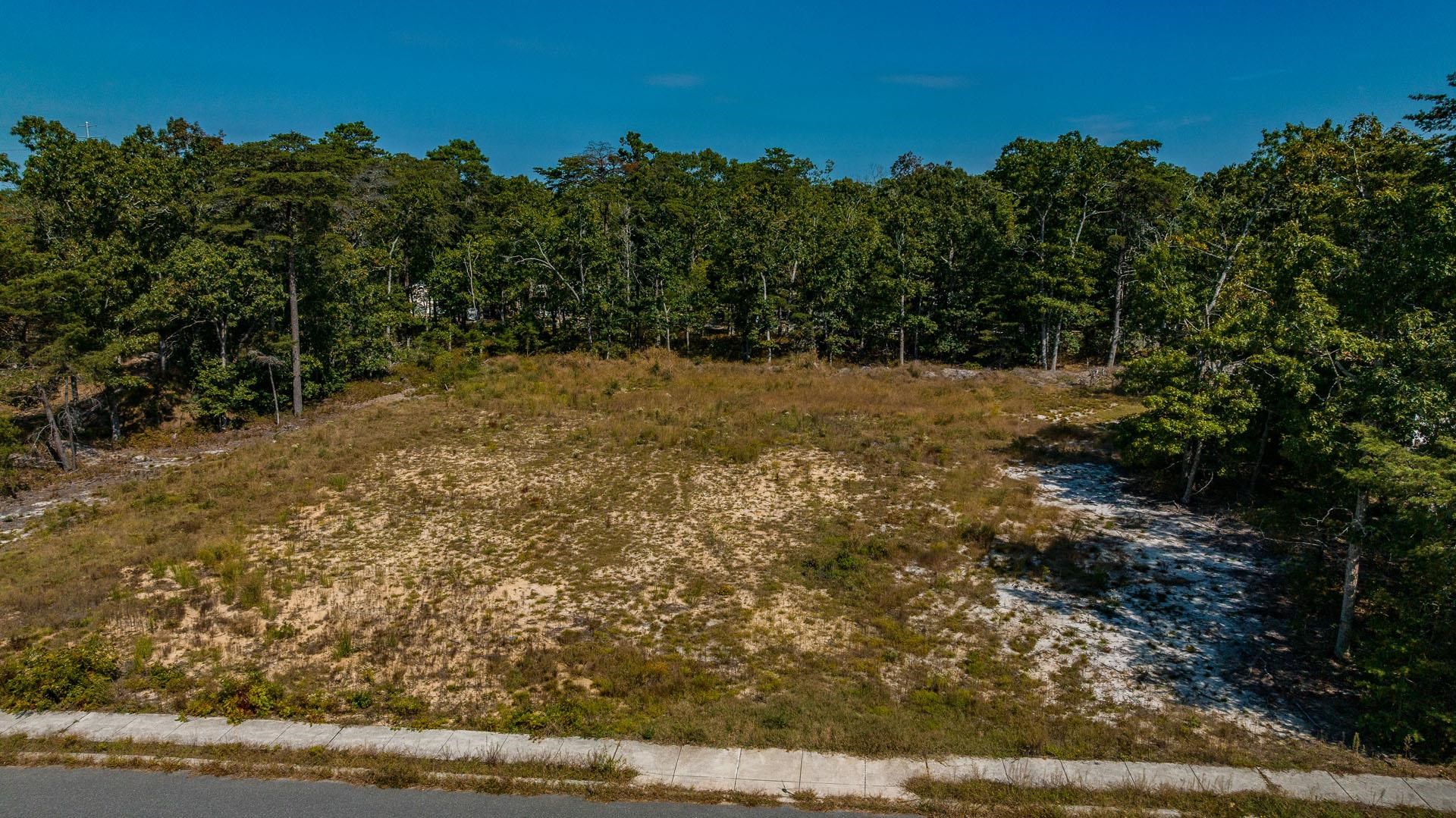 15 Clayton Drive - Picture 1
