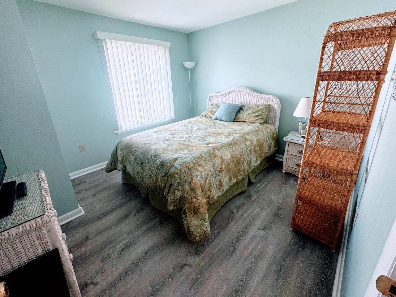 101 E Primrose Road