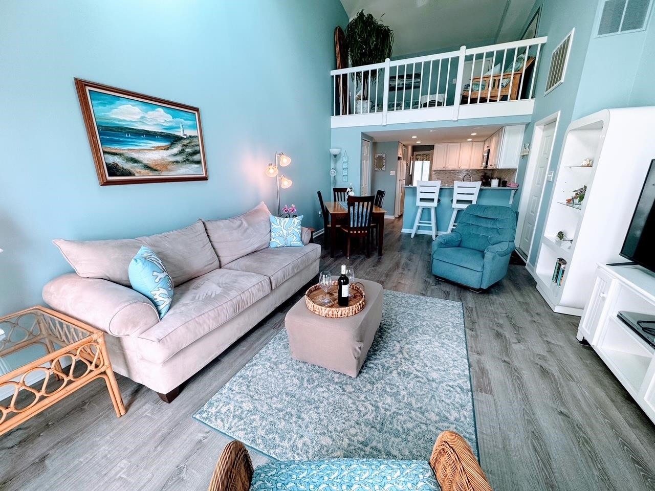 101 E Primrose Road