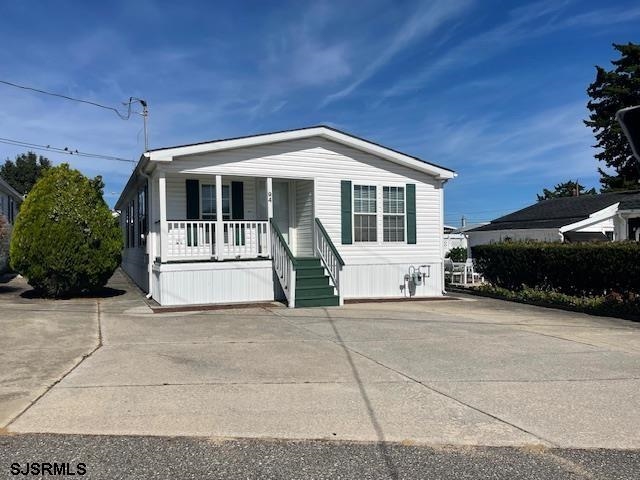  94 Center Drive - Seaville