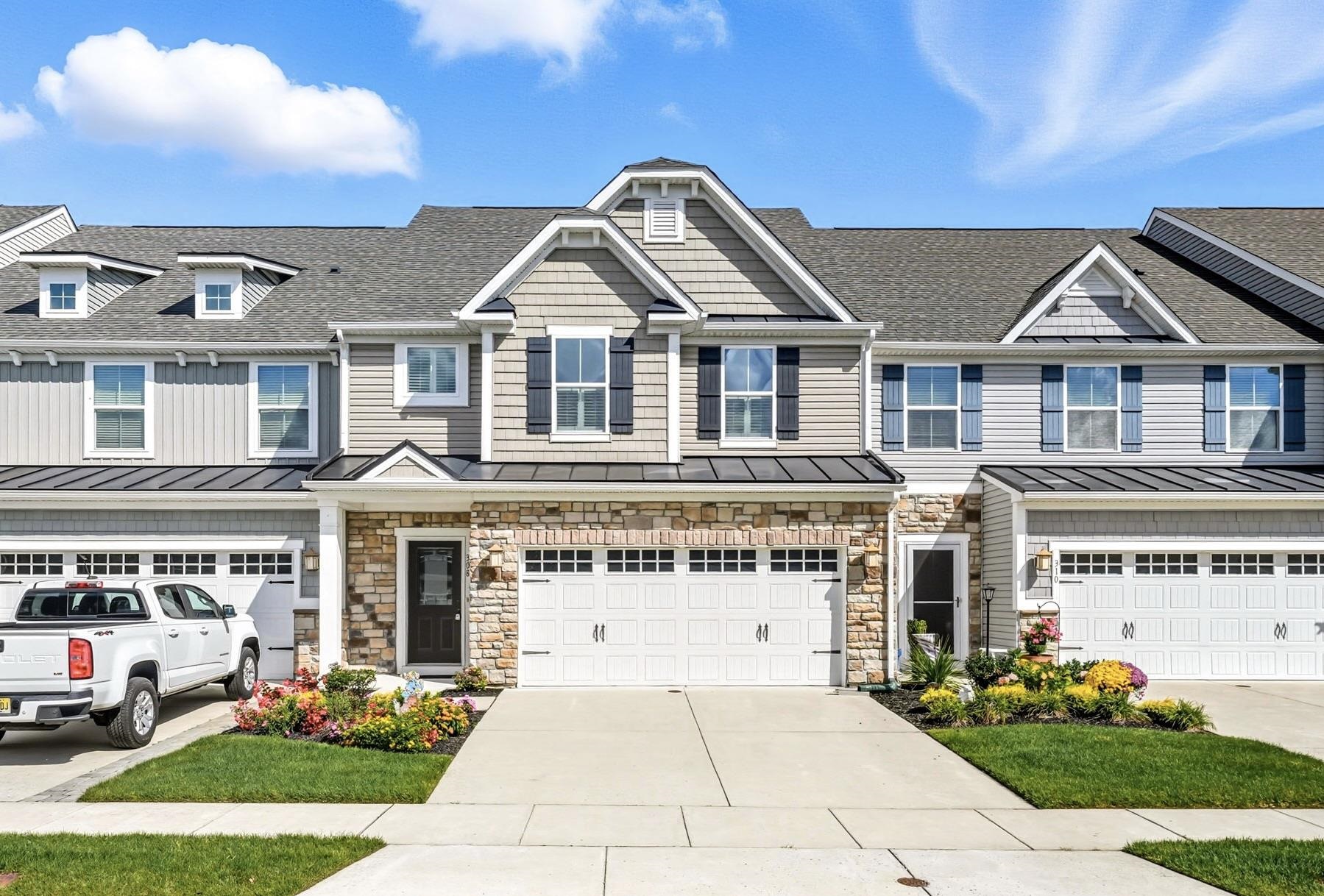 The deSatnick Real Estate Team