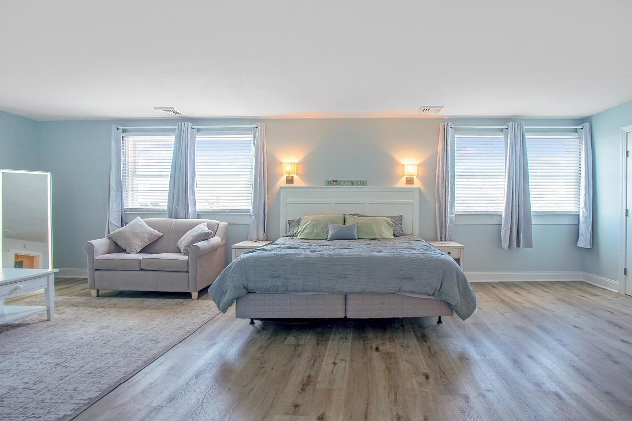 6109 Atlantic Avenuenue