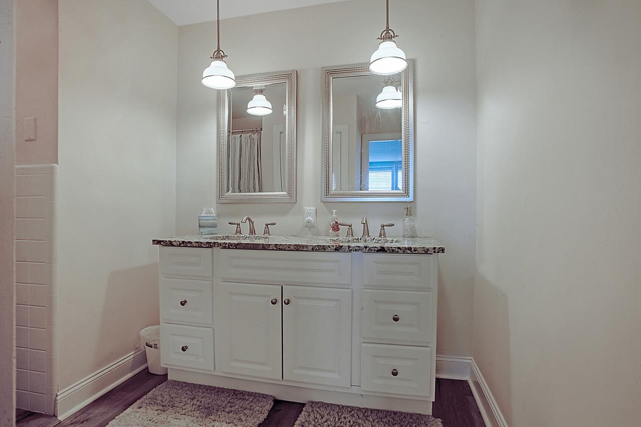 6109 Atlantic Avenuenue