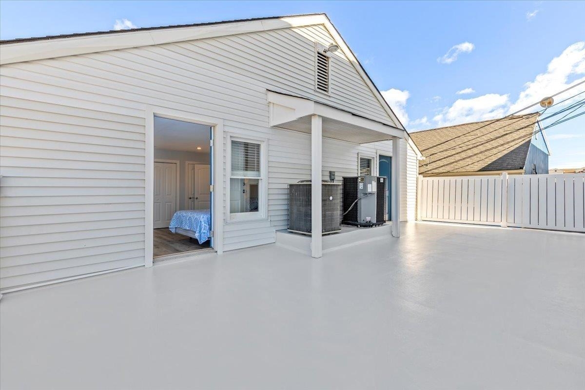 6109 Atlantic Avenuenue