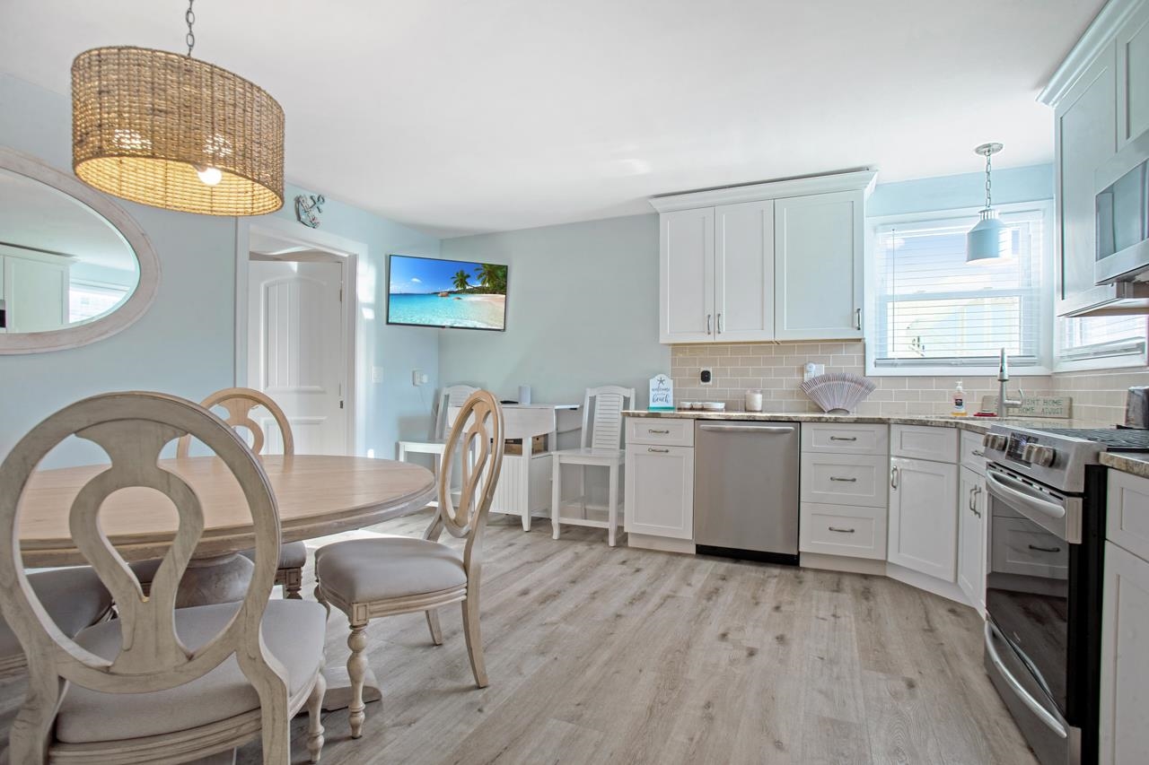 6109 Atlantic Avenuenue