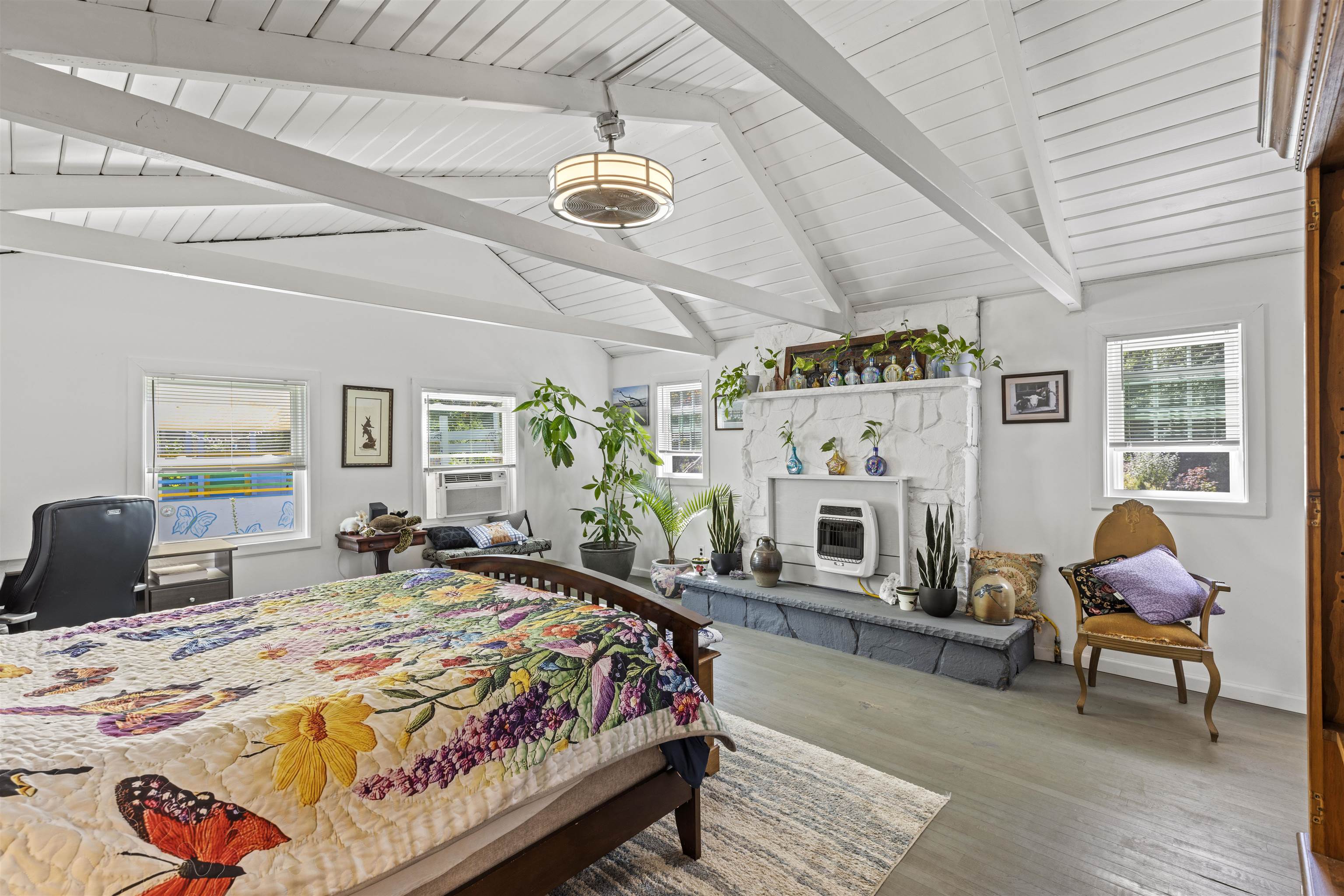 35 Bayshore Road