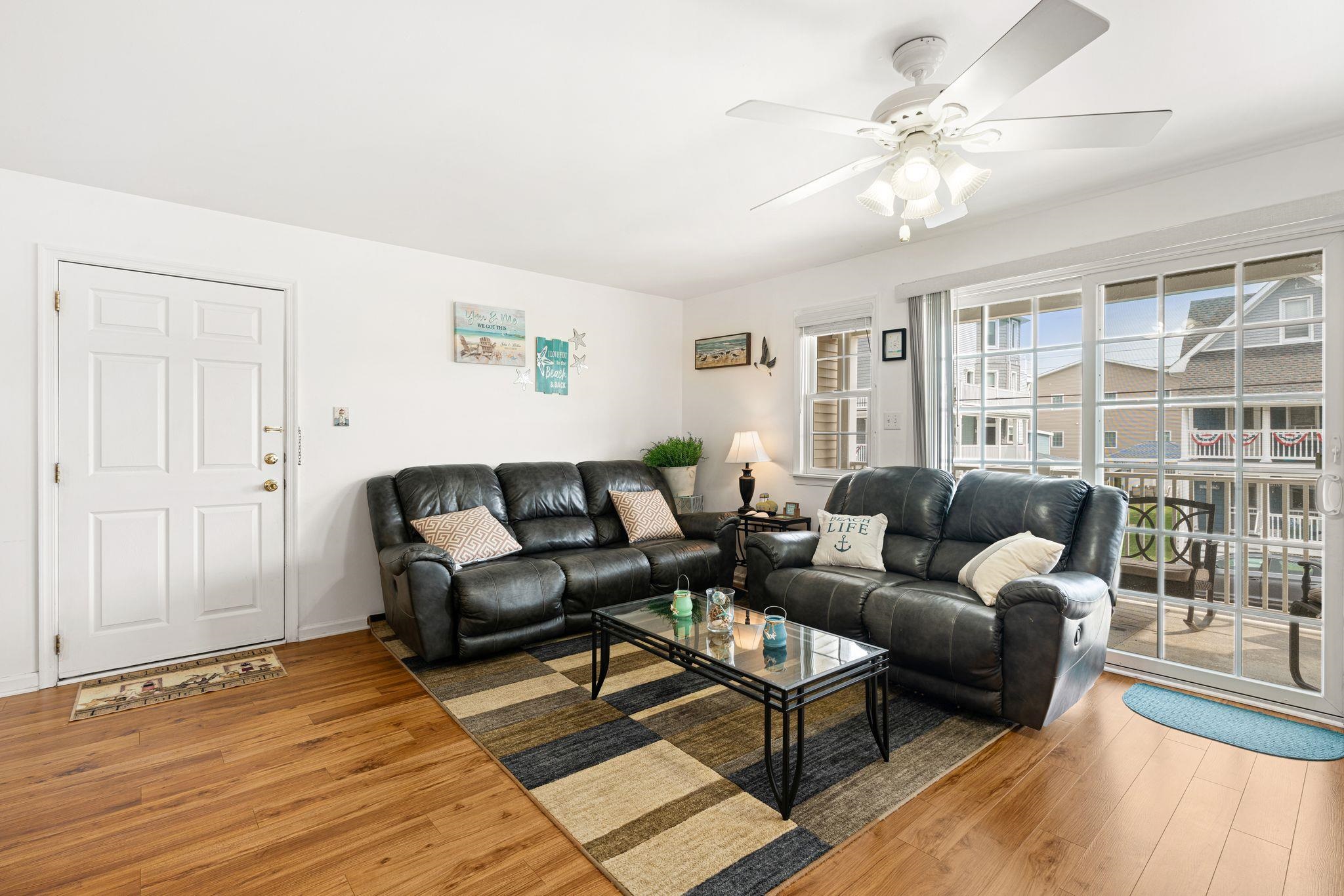 224 E Magnolia Avenue