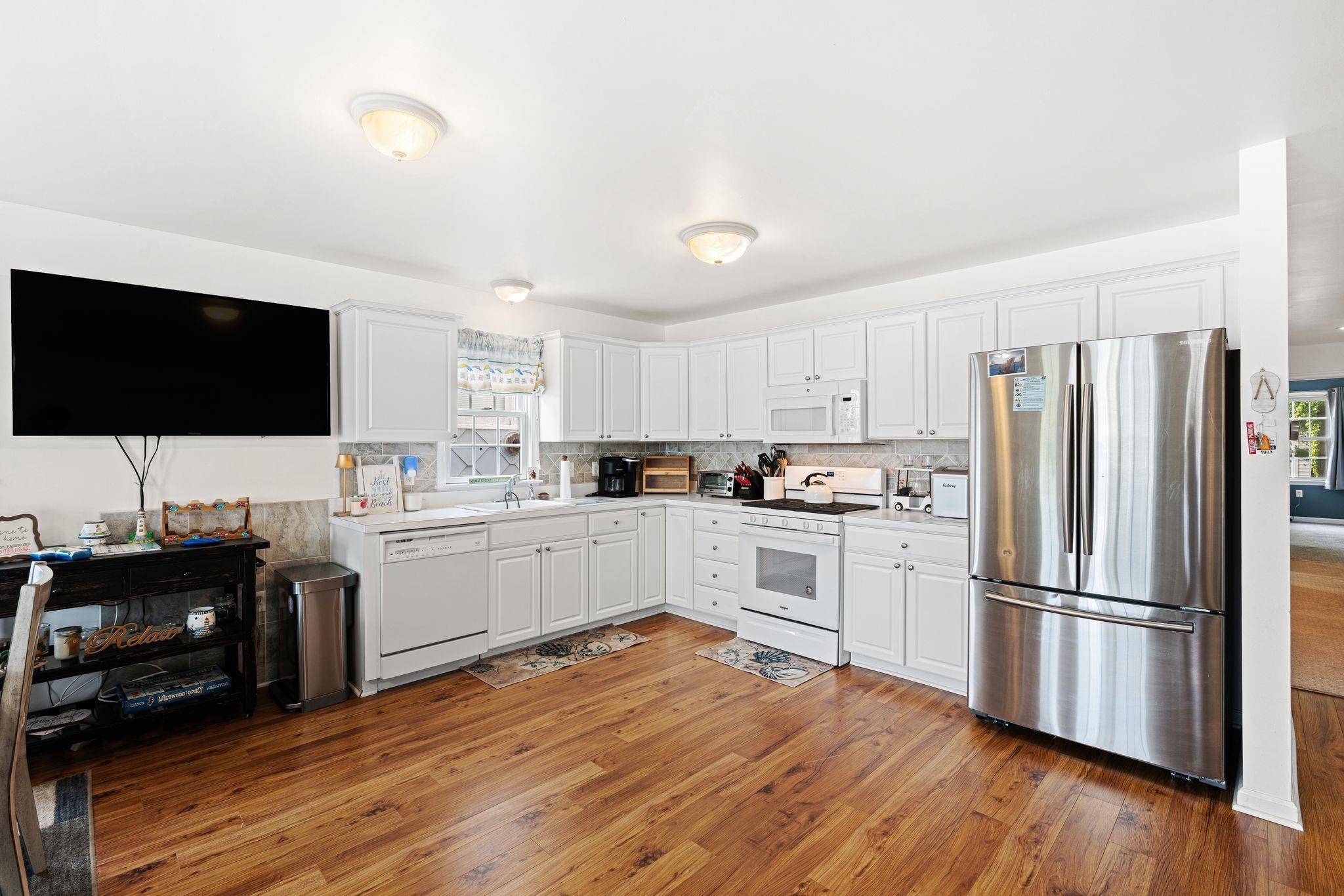 224 E Magnolia Avenue